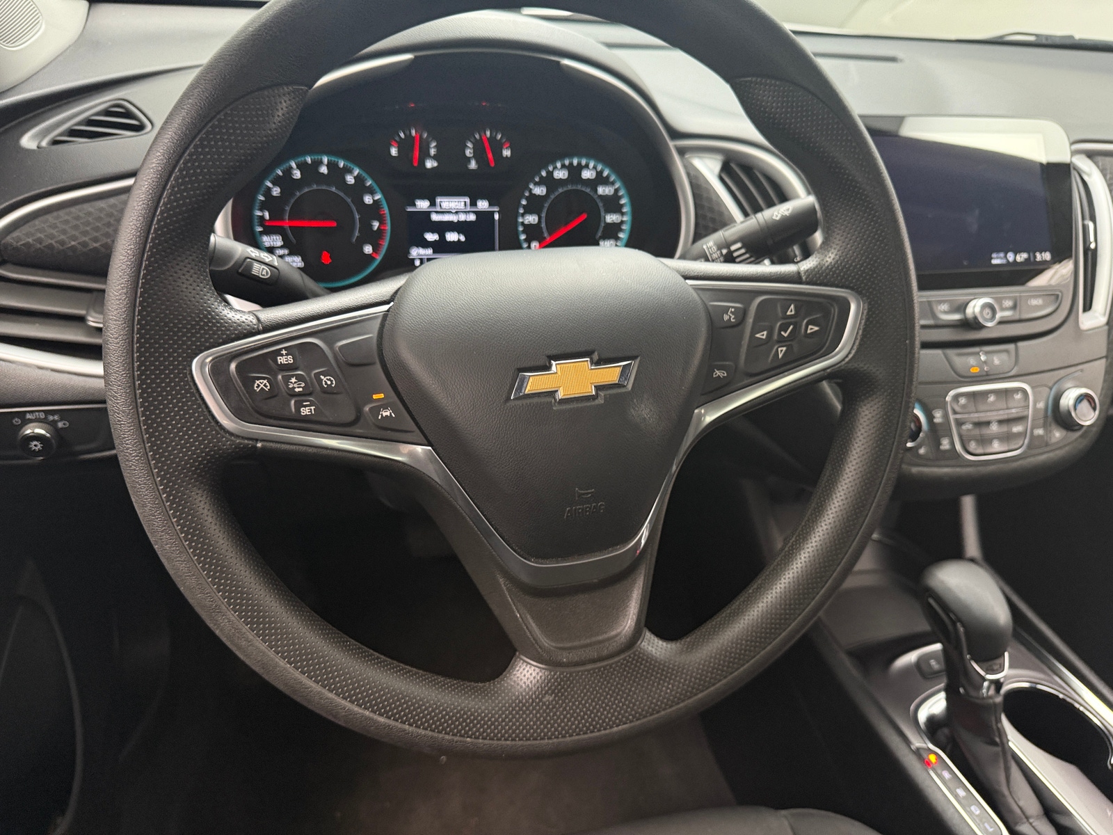 Thumbnail: 2023 Chevrolet Malibu - 5