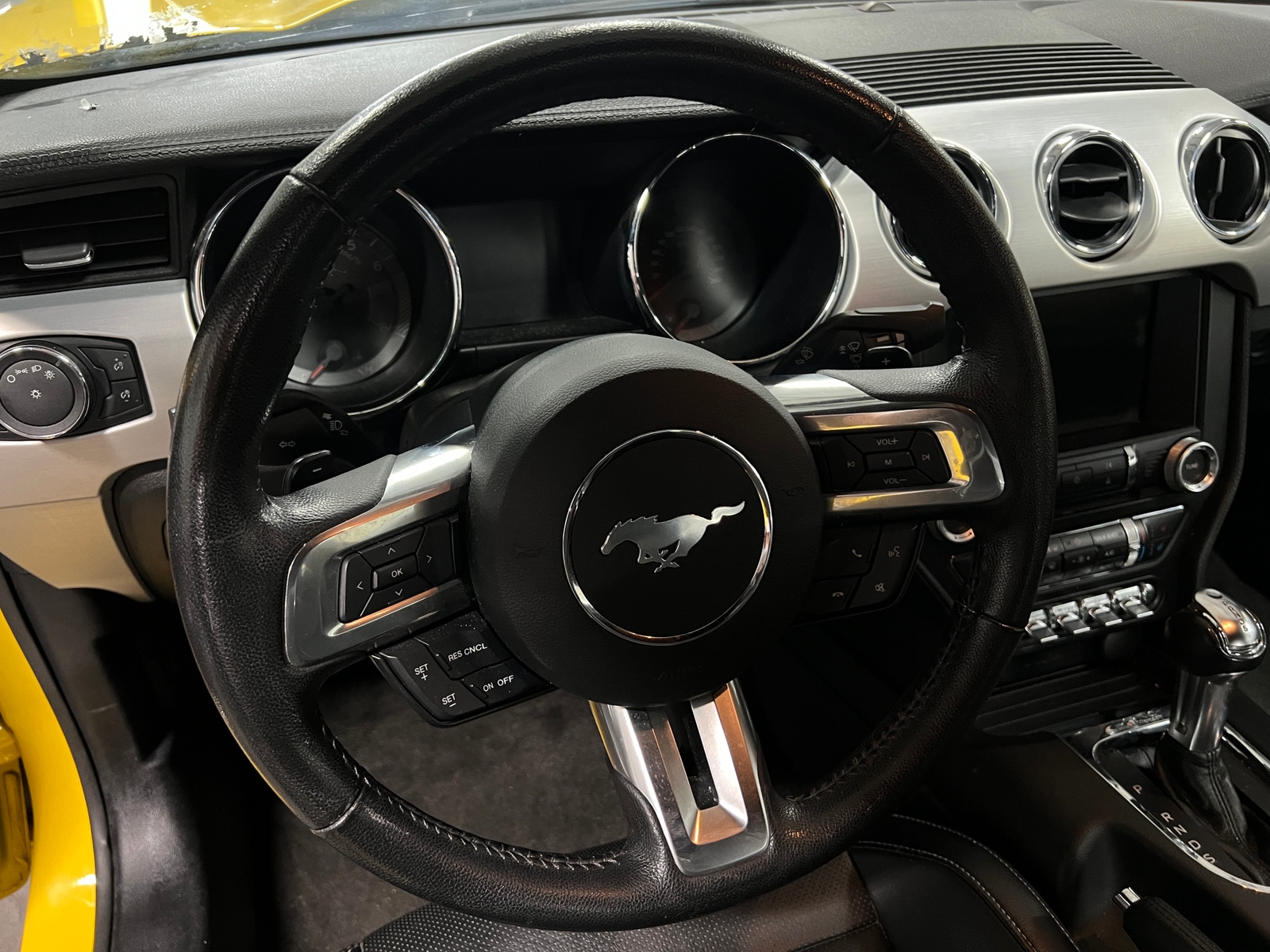 Thumbnail: 2015 Ford Mustang - 3
