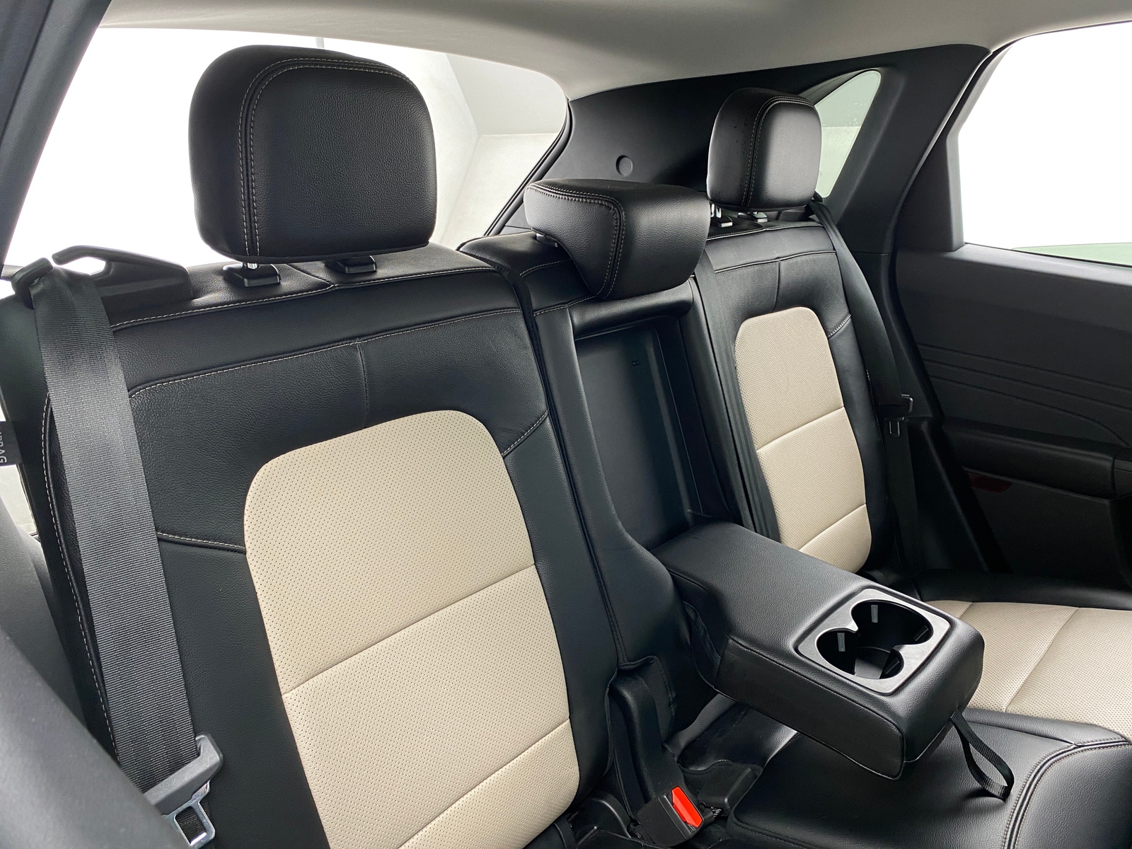 Thumbnail: 2021 Ford Escape - 6