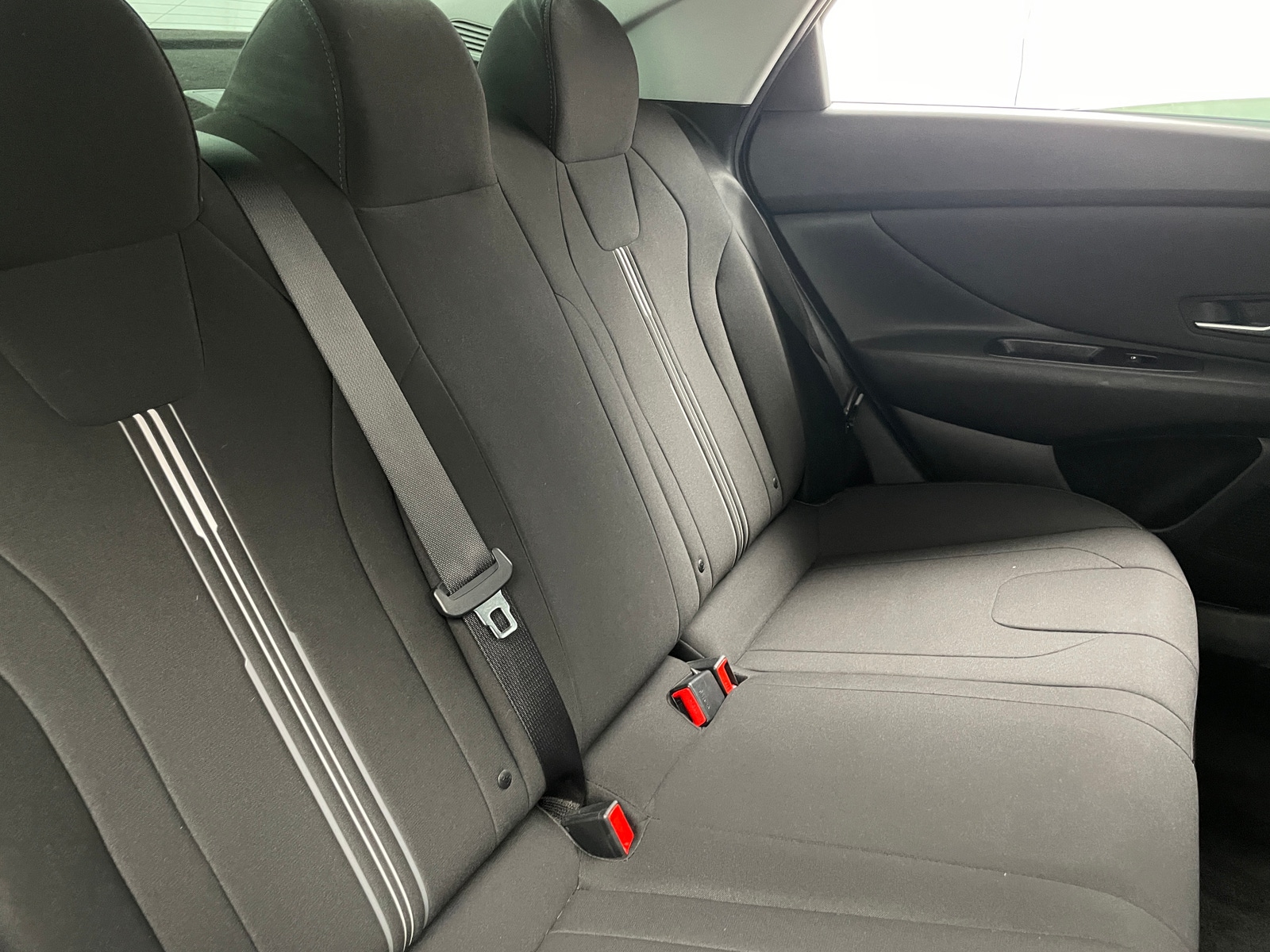 Thumbnail: 2021 Hyundai Elantra - 6