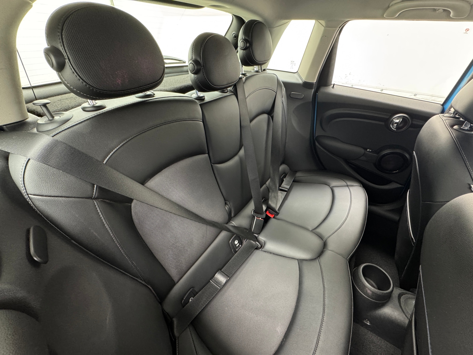 Thumbnail: 2015 MINI Cooper Hardtop - 5