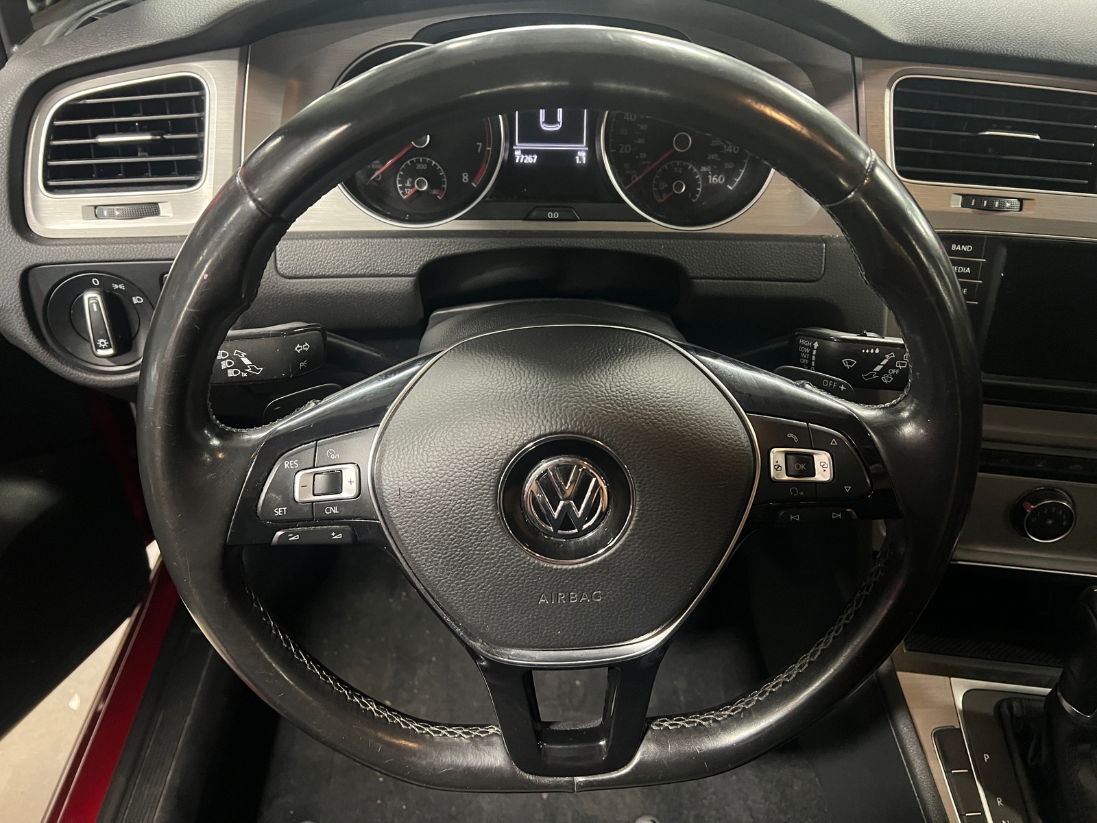 Thumbnail: 2017 Volkswagen Golf - 5