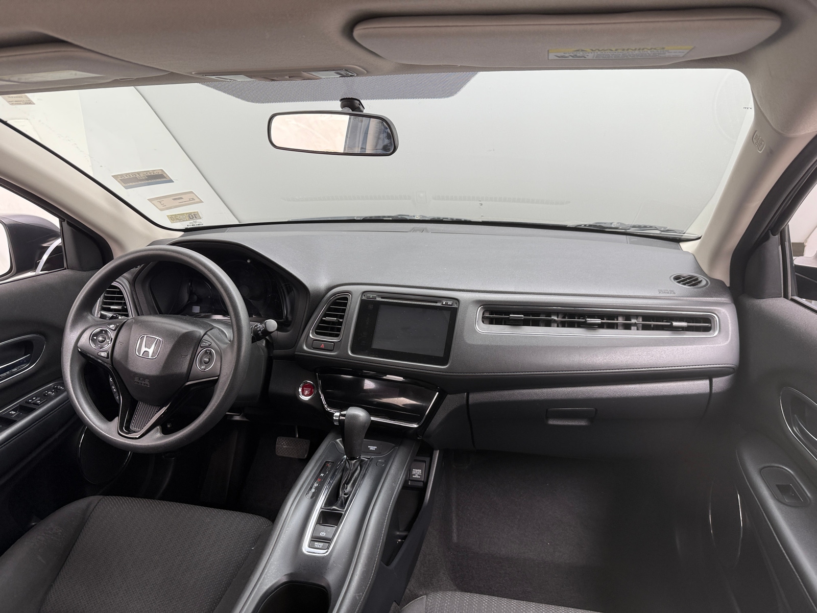 Thumbnail: 2016 Honda HR-V - 3