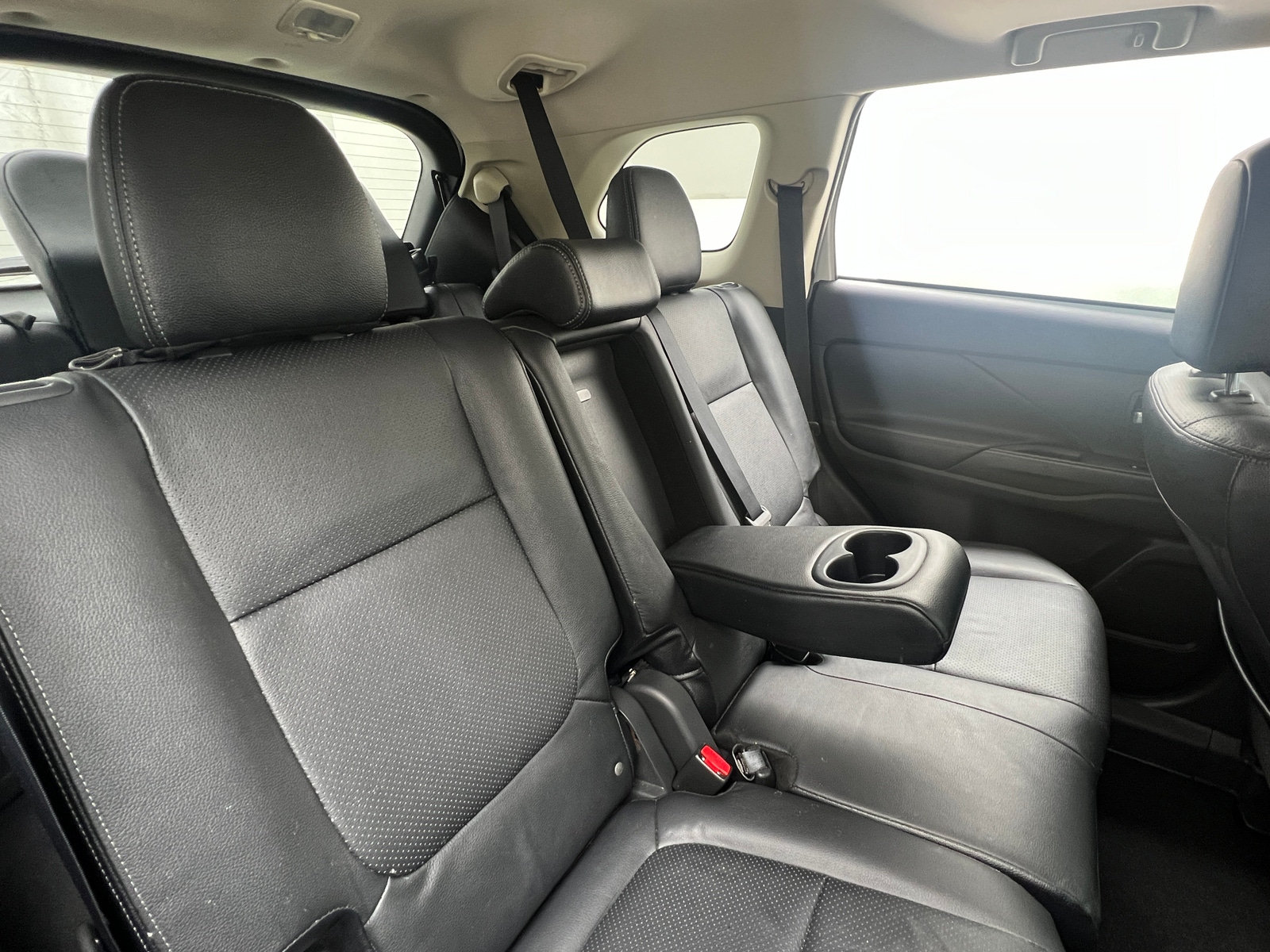 Thumbnail: 2018 Mitsubishi Outlander - 5