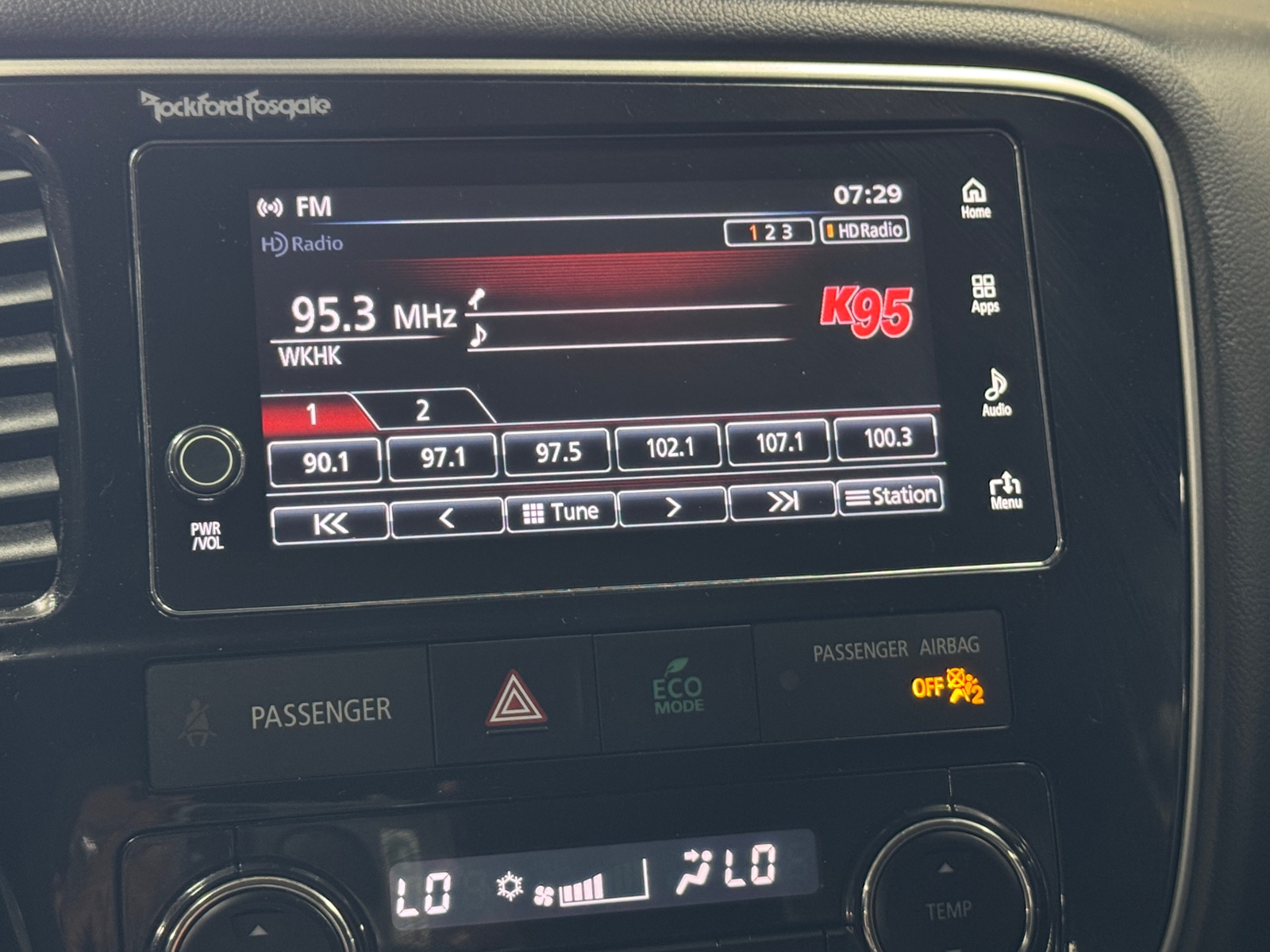 Thumbnail: 2018 Mitsubishi Outlander - 3