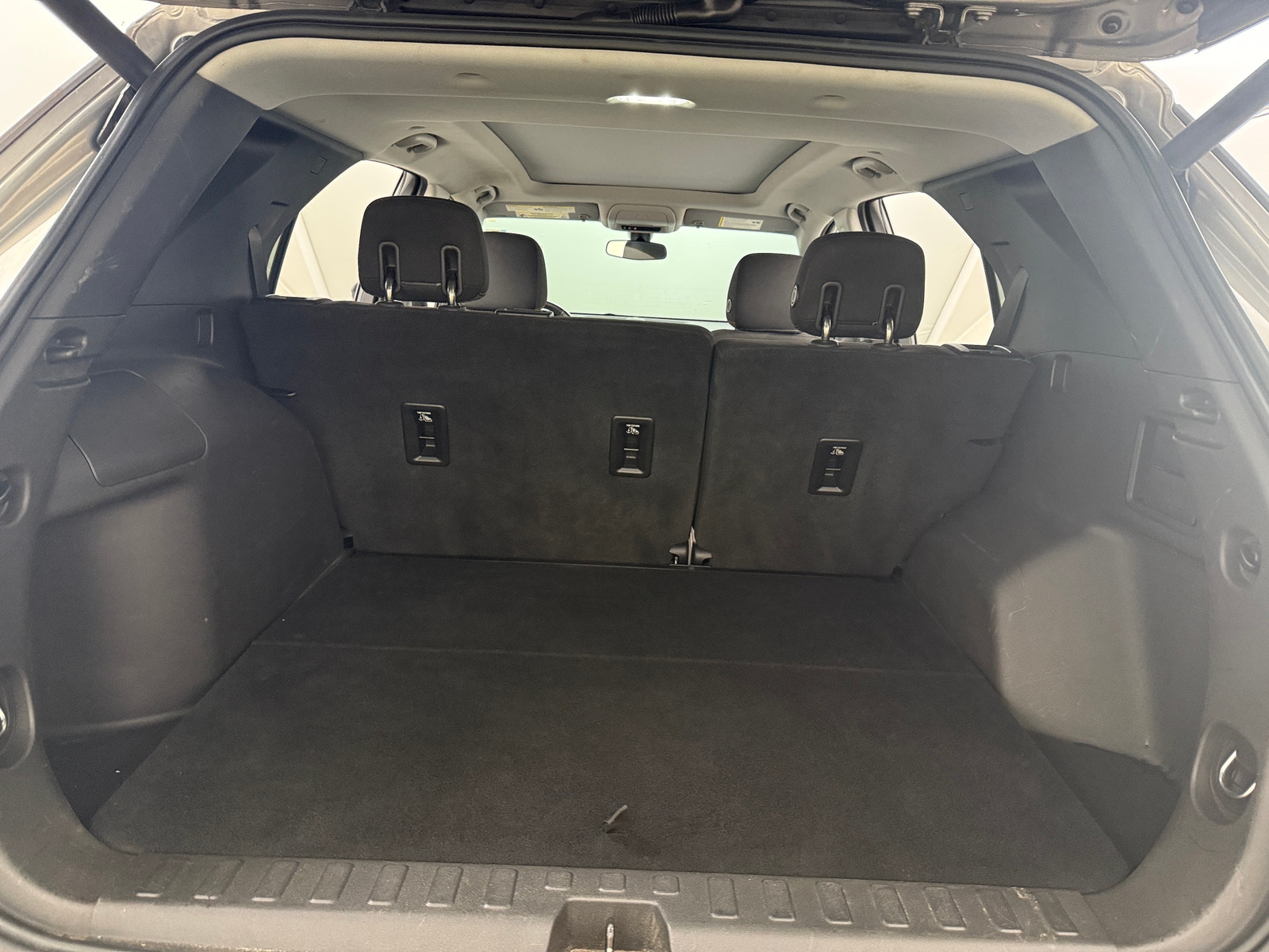 Thumbnail: 2018 Chevrolet Equinox - 7