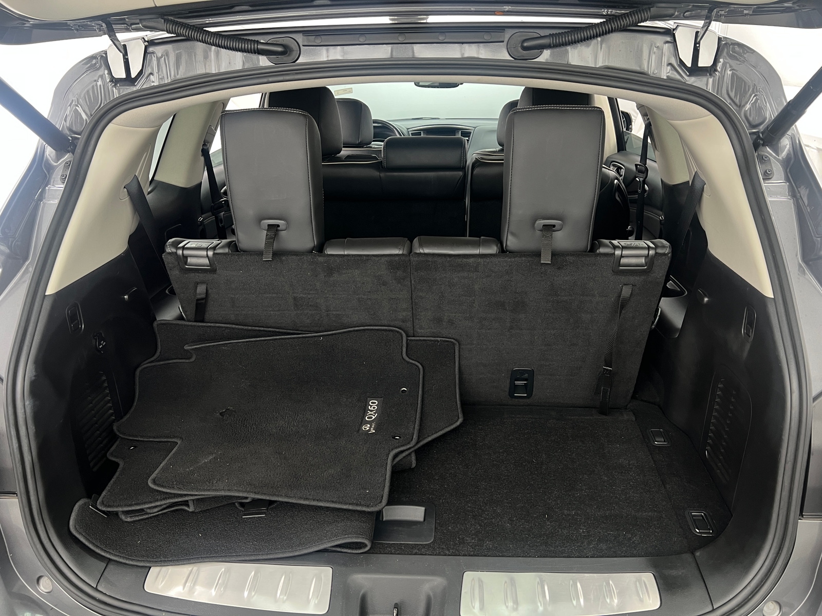 Thumbnail: 2019 INFINITI QX60 - 6