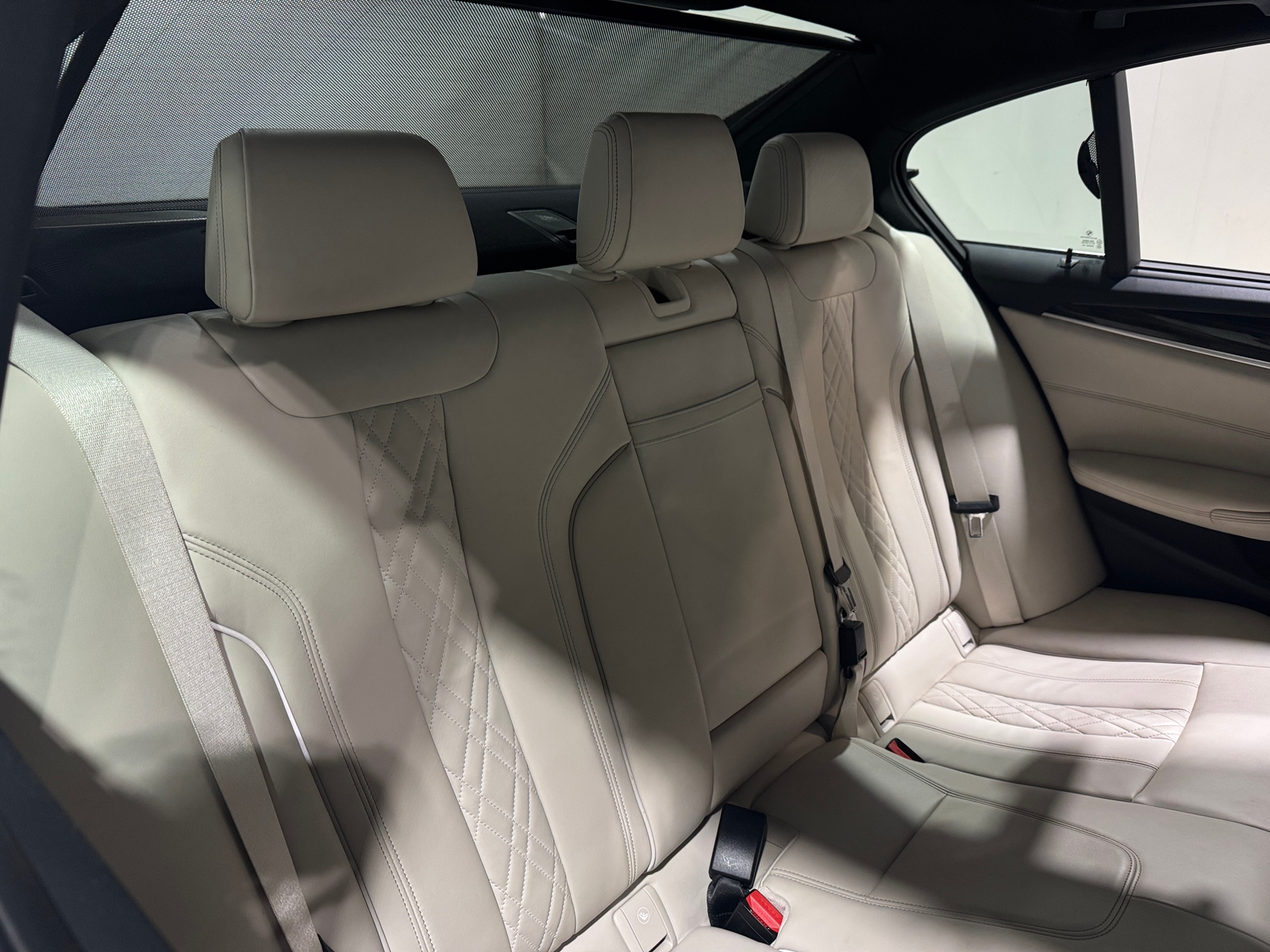 Thumbnail: 2018 BMW 5 Series - 5