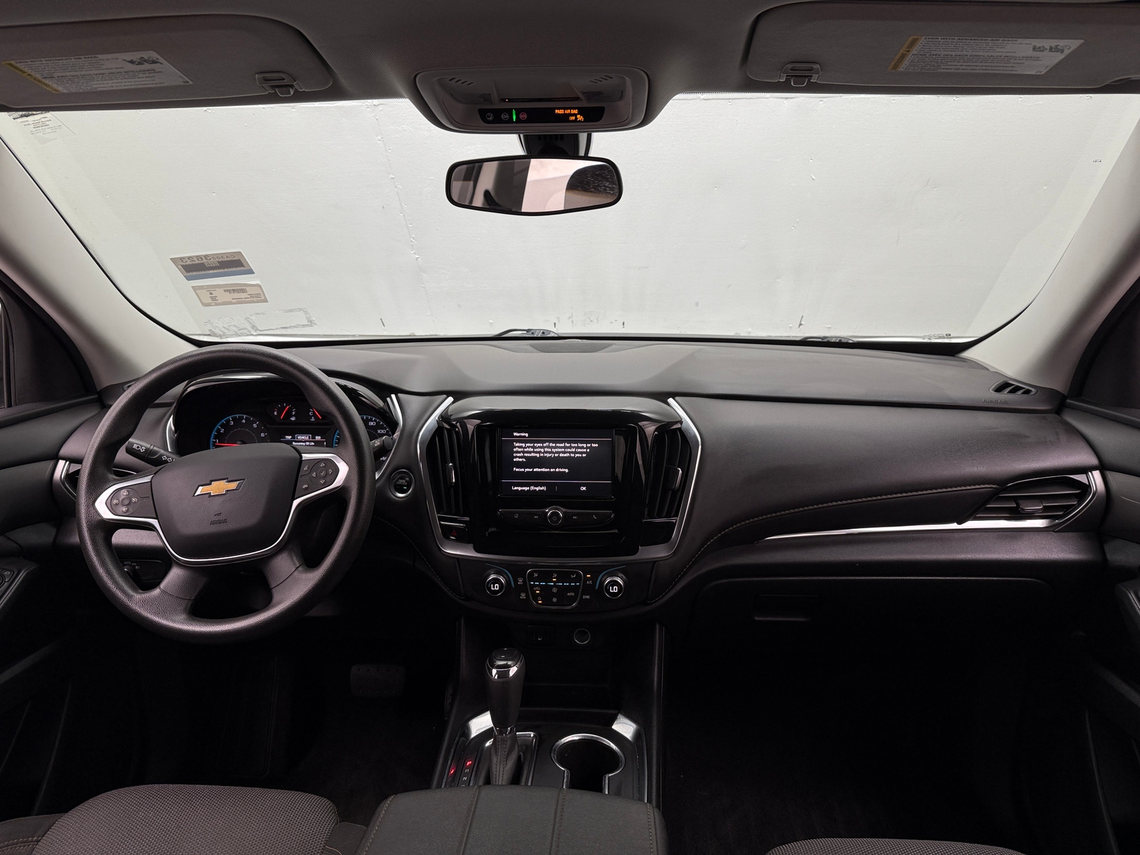 Thumbnail: 2020 Chevrolet Traverse - 3