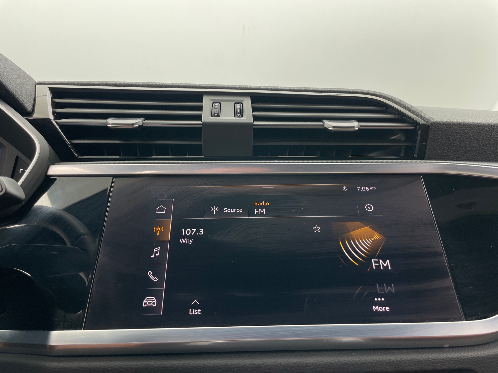 Thumbnail: 2021 Audi Q3 - 3