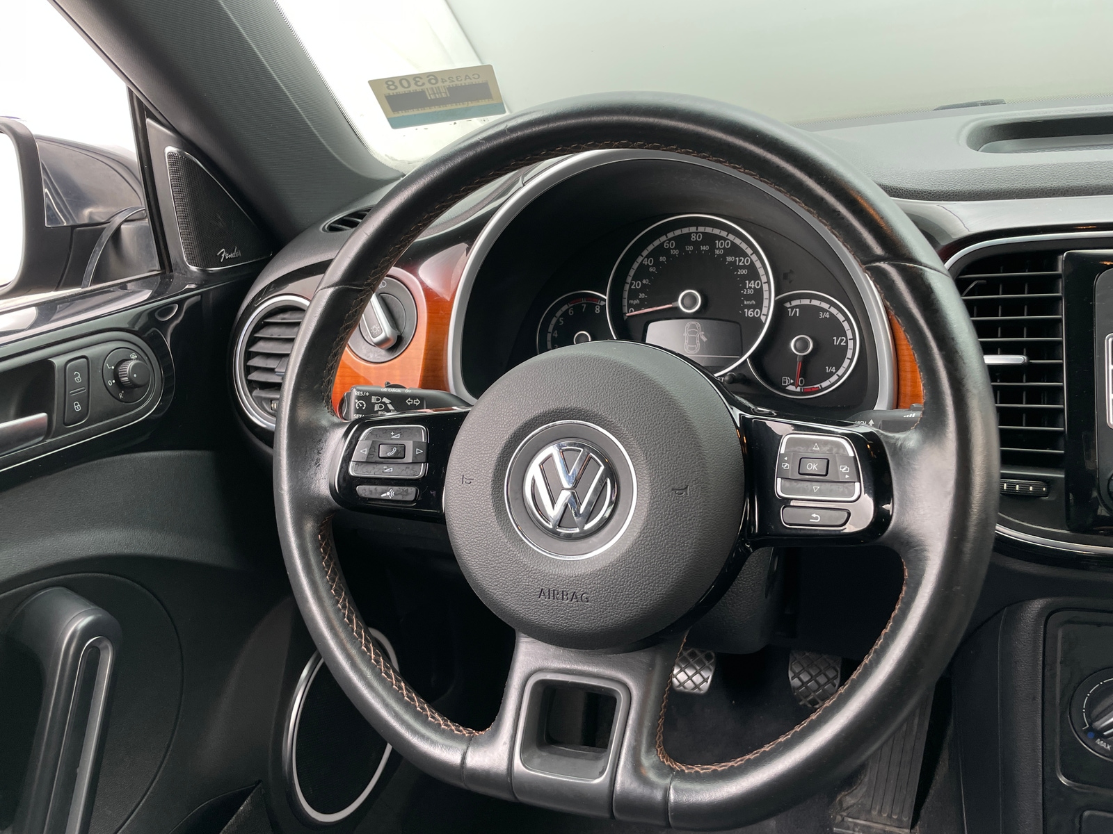 Thumbnail: 2013 Volkswagen Beetle - 4