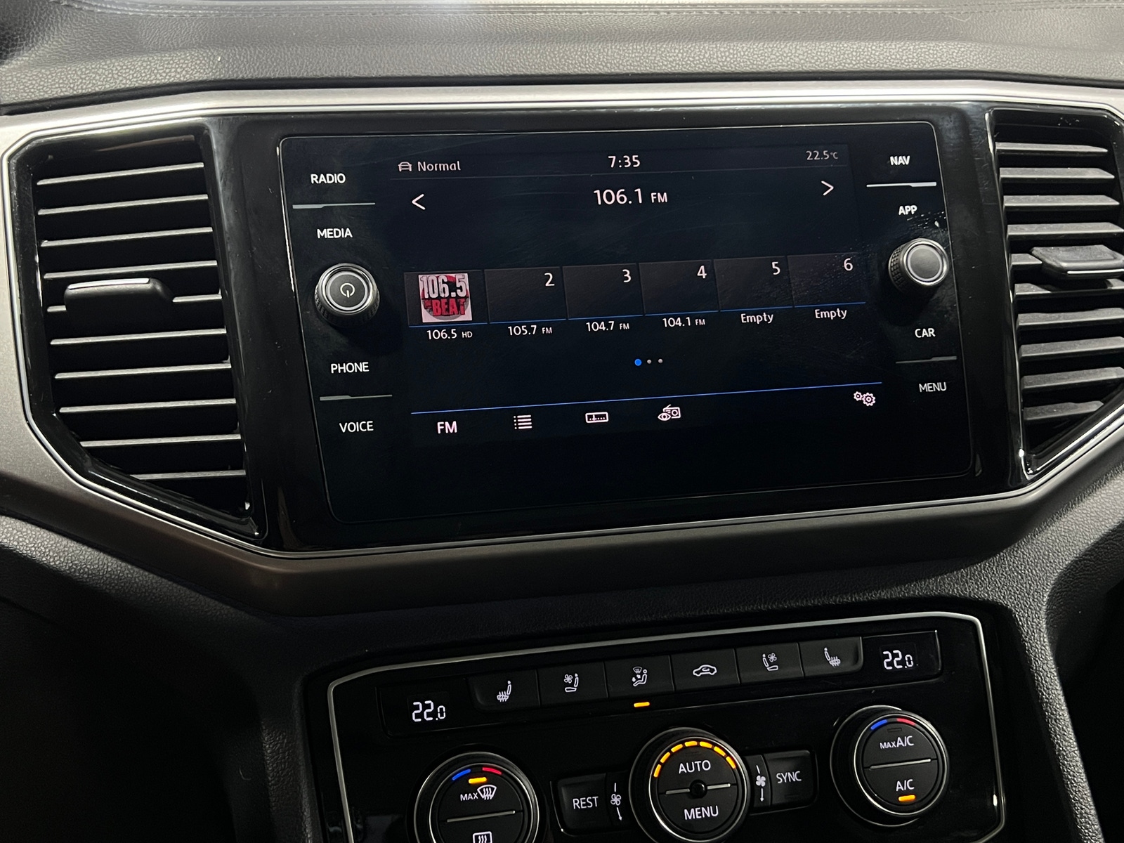 Thumbnail: 2019 Volkswagen Atlas - 3