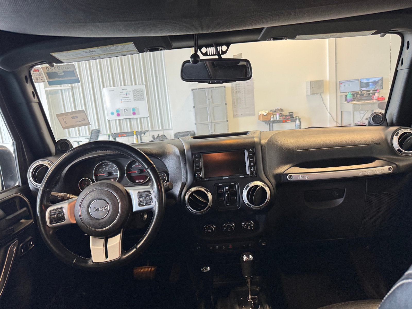 Thumbnail: 2014 Jeep Wrangler - 3