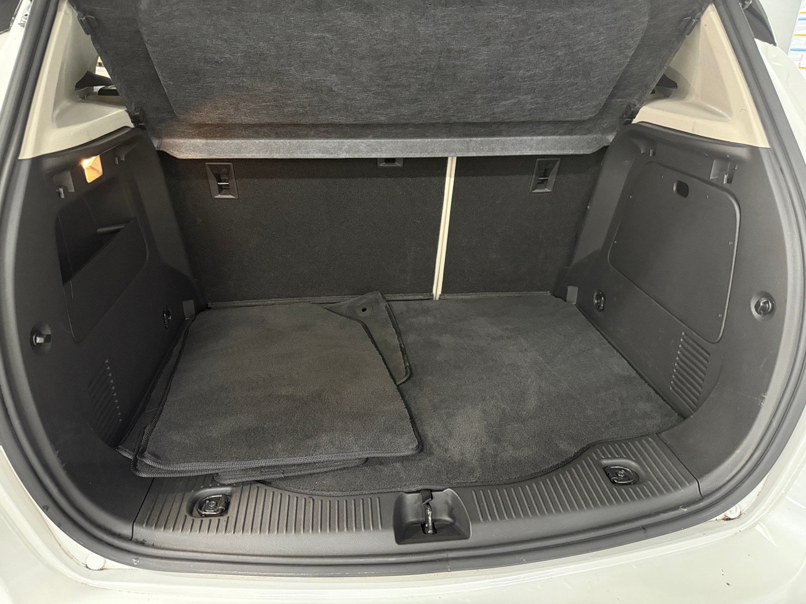 Thumbnail: 2017 Buick Encore - 6