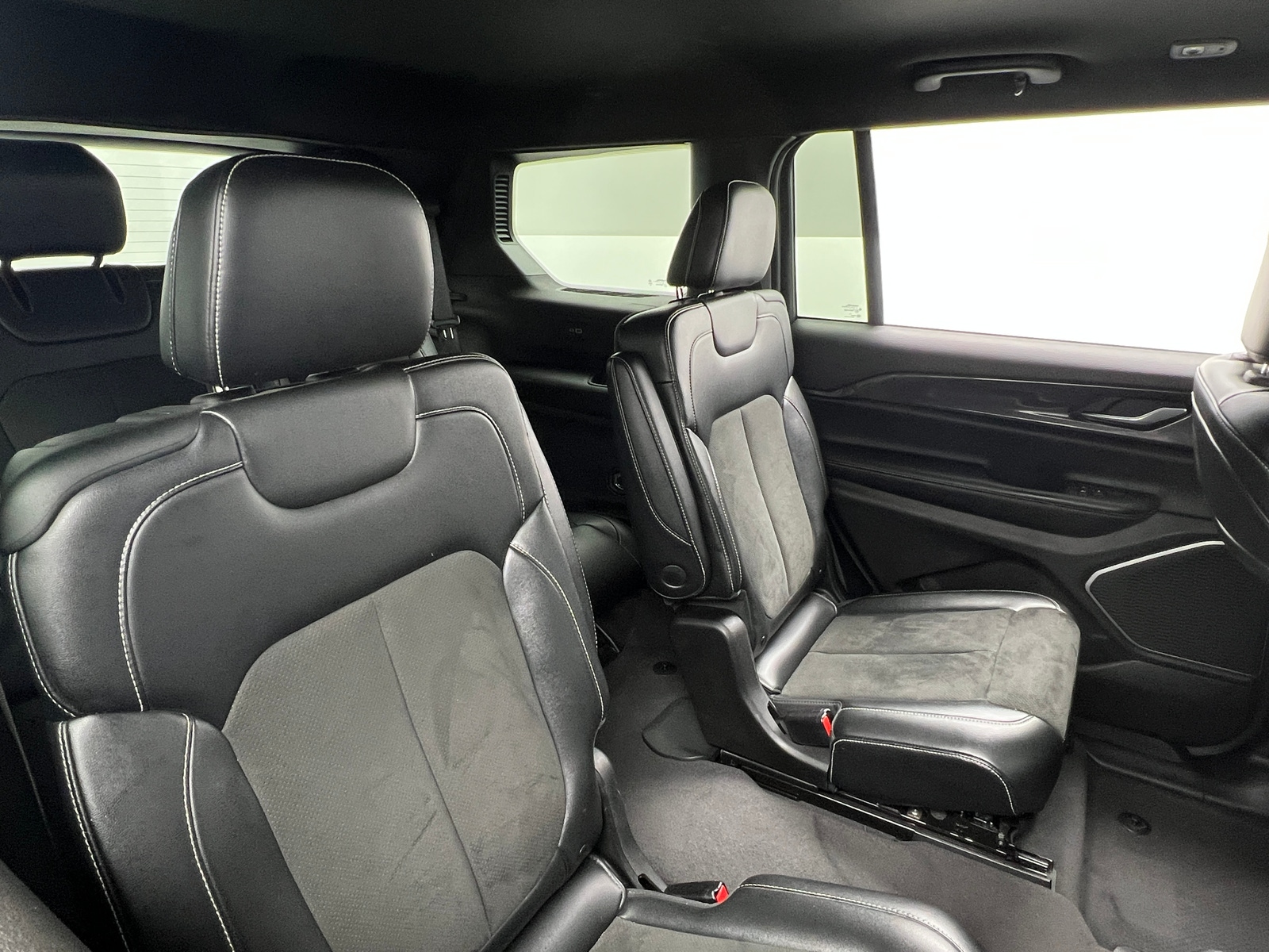 Thumbnail: 2021 Jeep Grand Cherokee L - 5