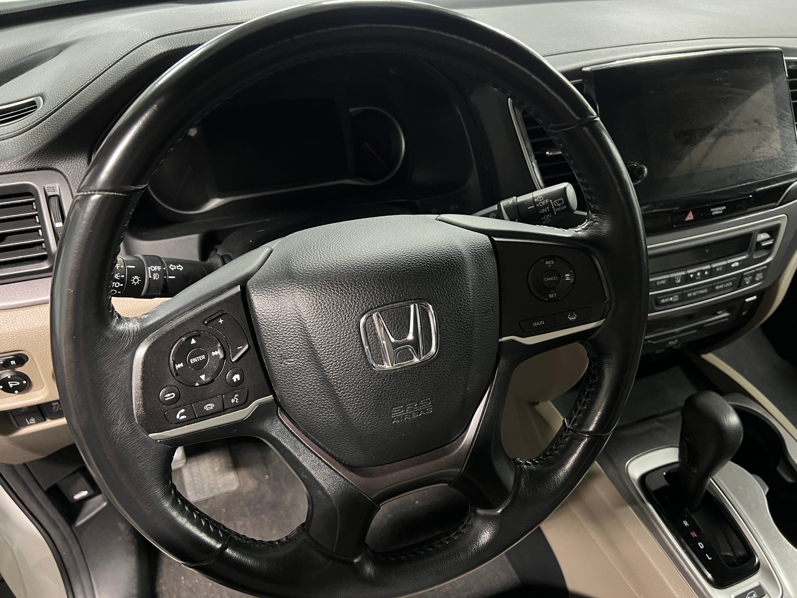 Thumbnail: 2019 Honda Pilot - 4