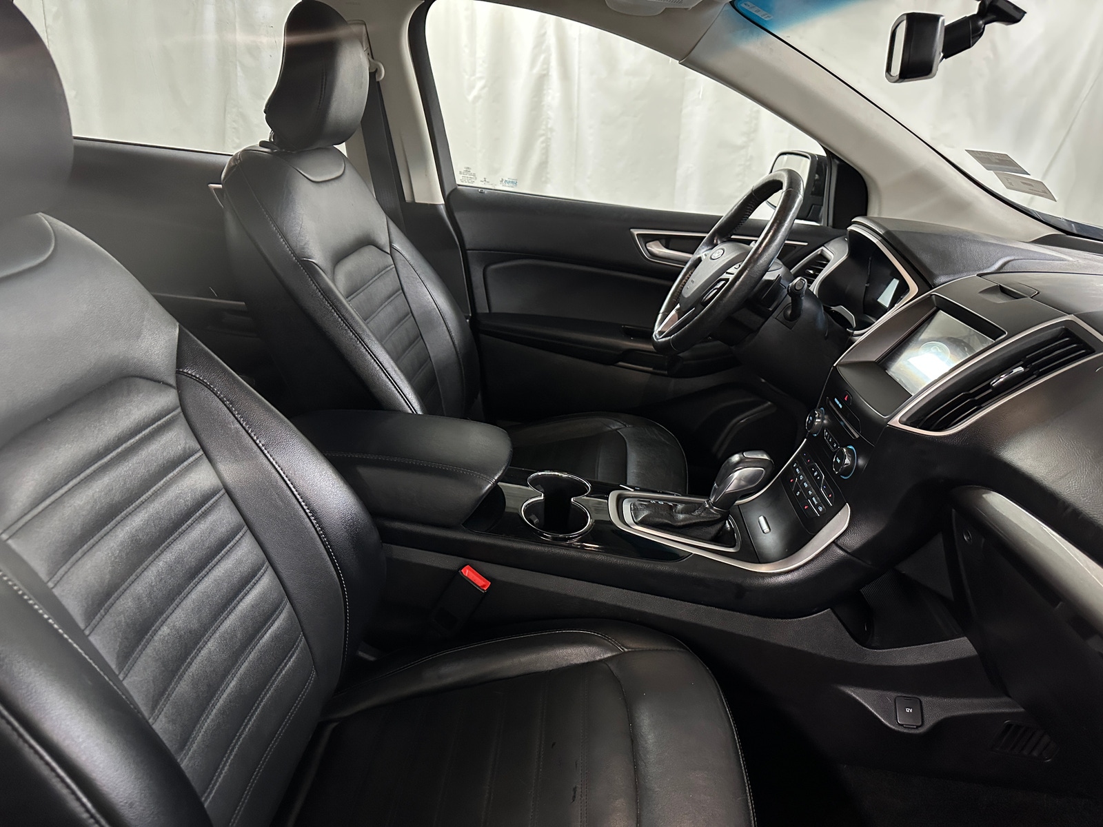 Thumbnail: 2018 Ford Edge - 2