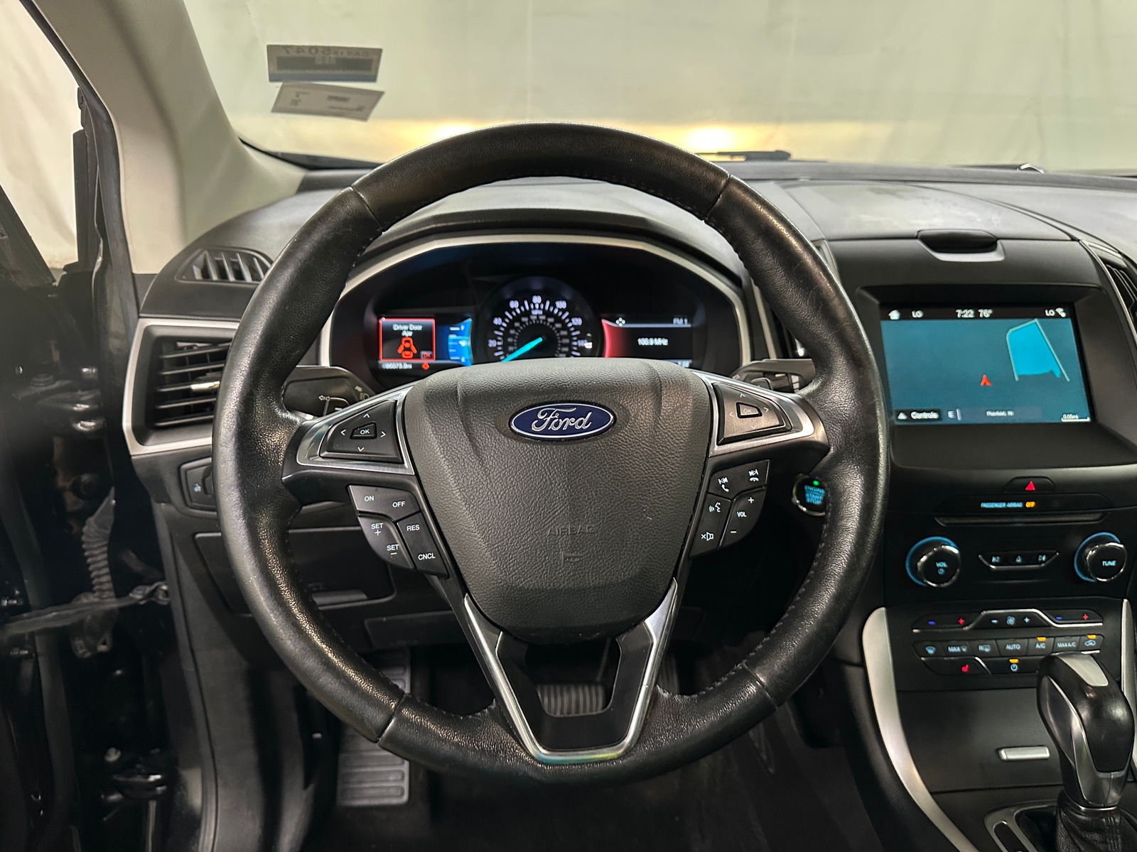 Thumbnail: 2018 Ford Edge - 5