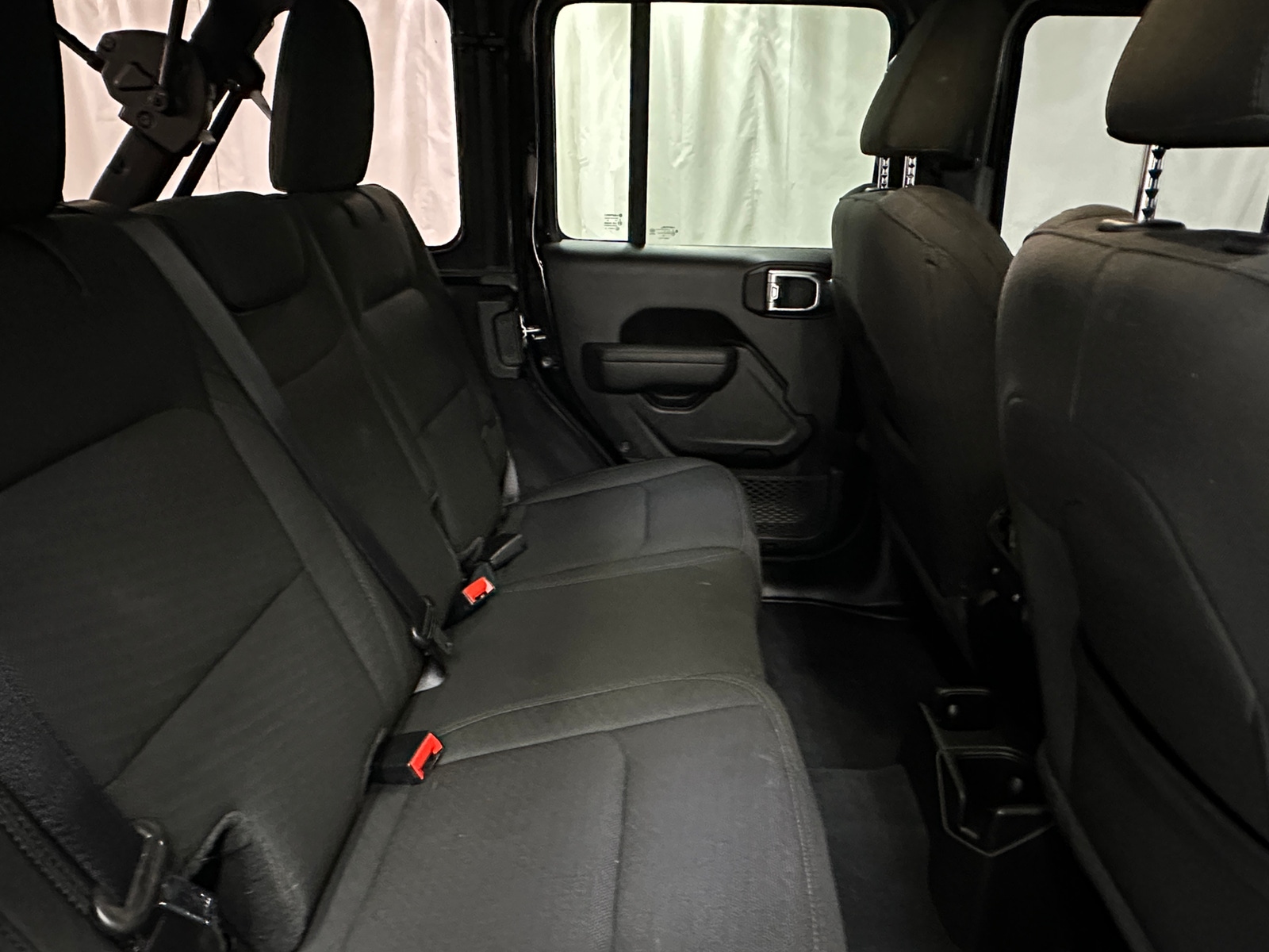 Thumbnail: 2022 Jeep Wrangler - 6