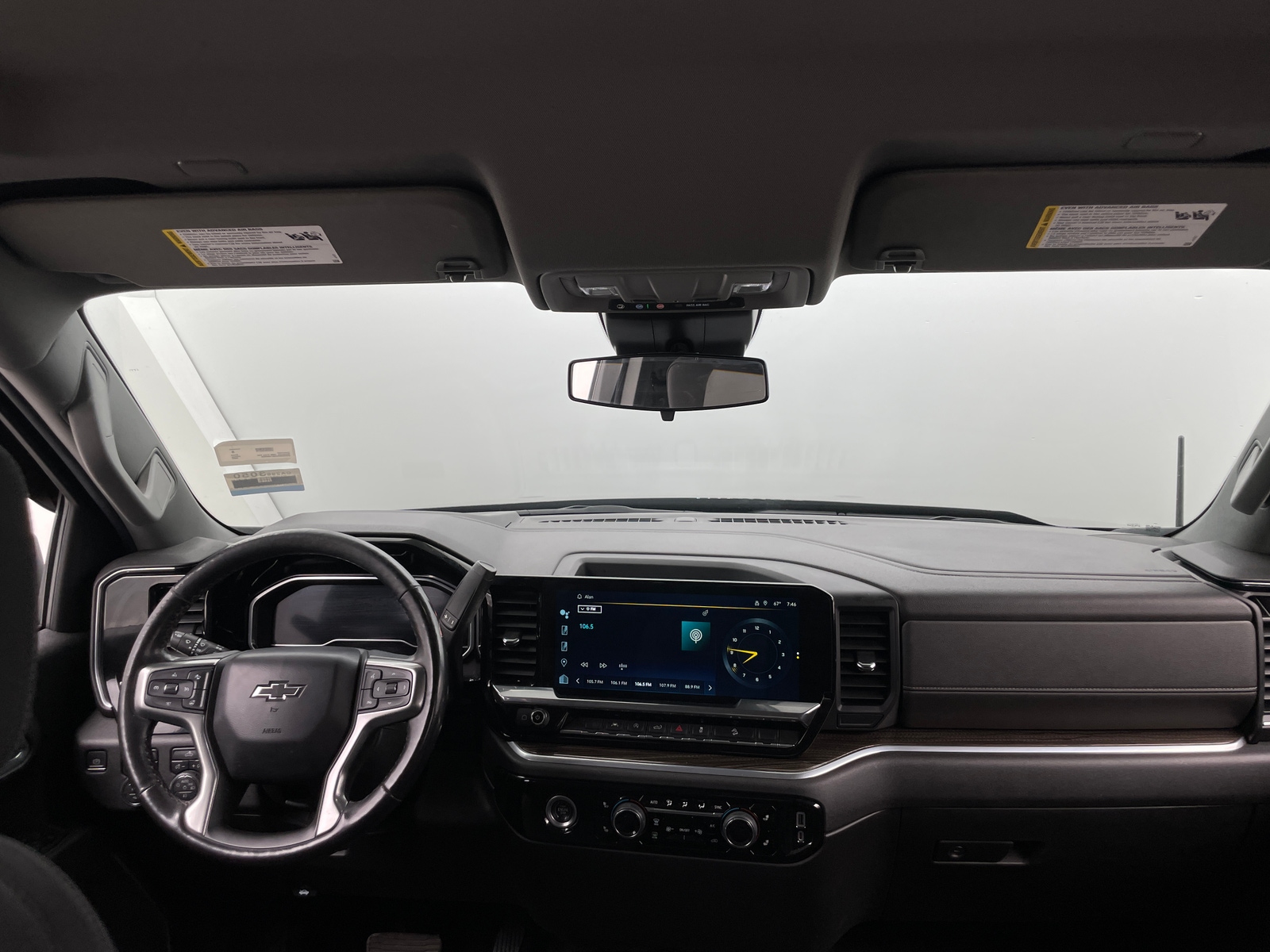 Thumbnail: 2022 Chevrolet Silverado 1500 - 3
