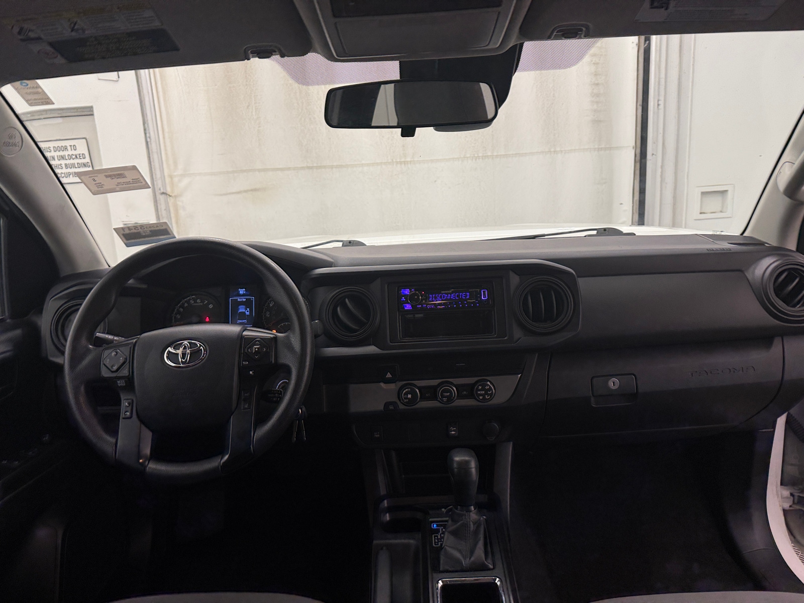 Thumbnail: 2019 Toyota Tacoma - 3