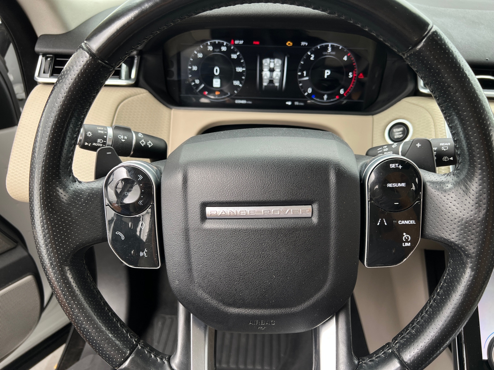 Thumbnail: 2018 Land Rover Range Rover Velar - 4