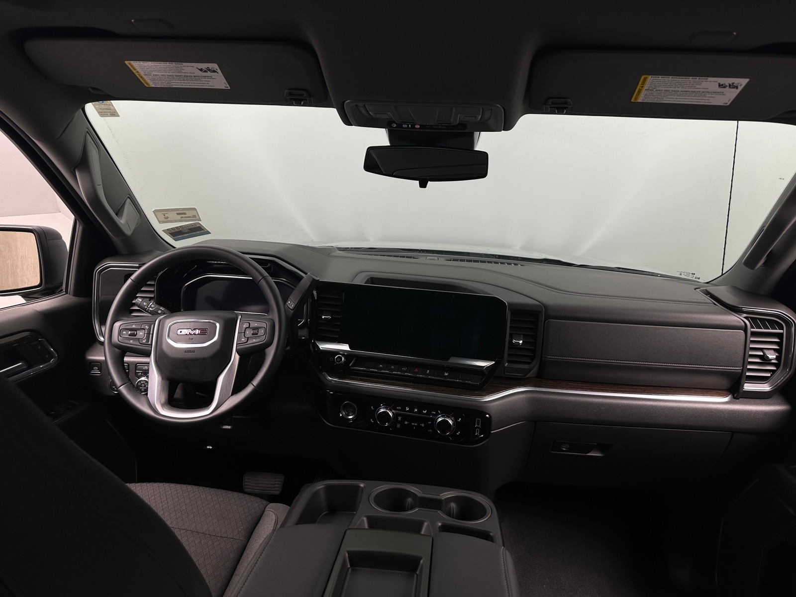 Thumbnail: 2024 GMC Sierra 1500 - 3