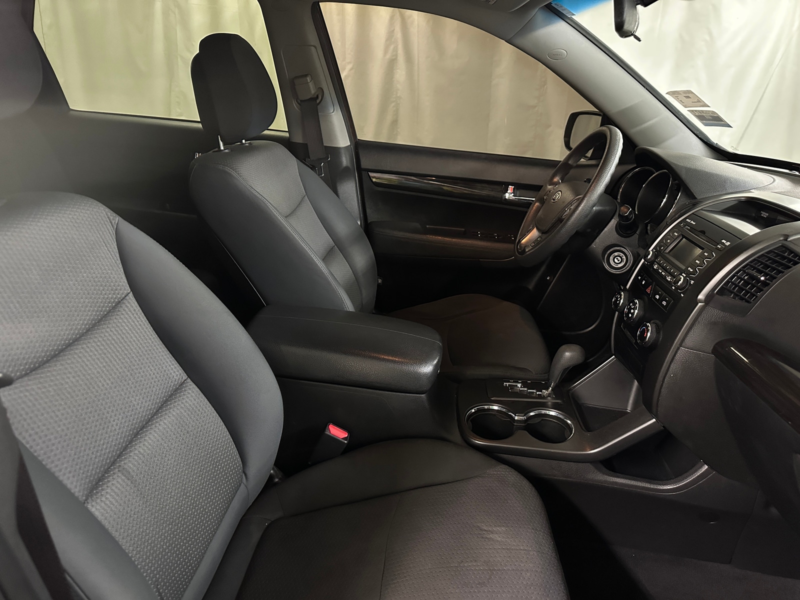 Thumbnail: 2013 Kia Sorento - 2