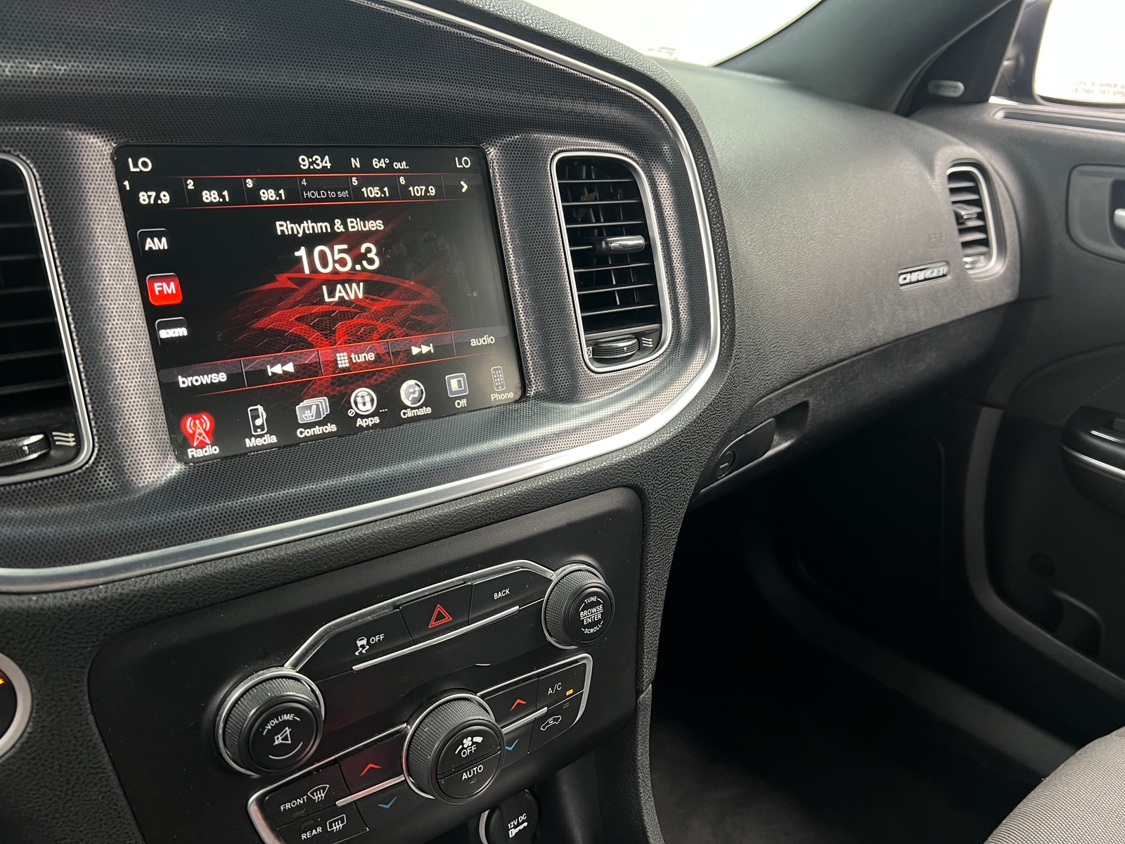 Thumbnail: 2016 Dodge Charger - 4