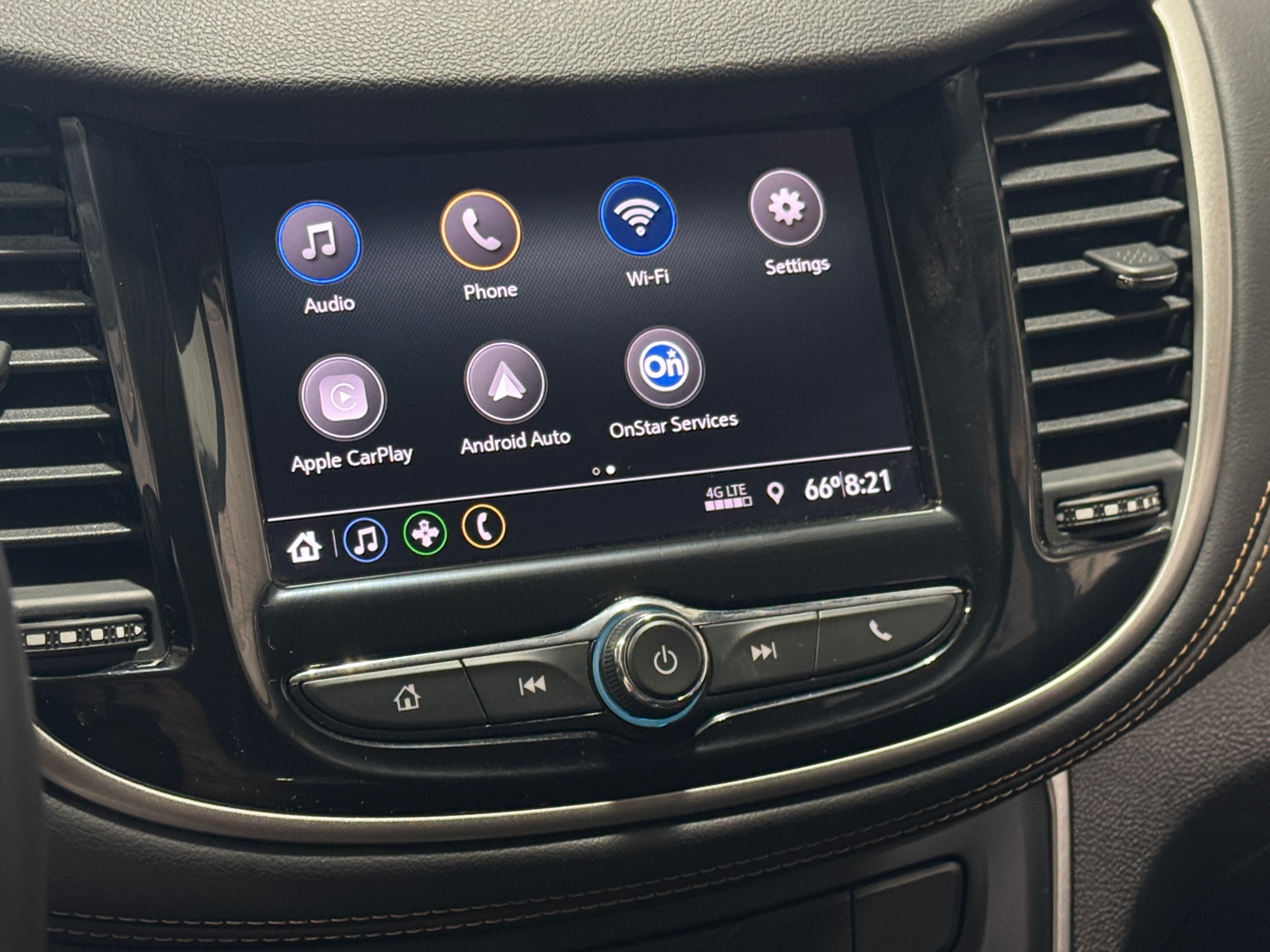 Thumbnail: 2020 Chevrolet Trax - 4