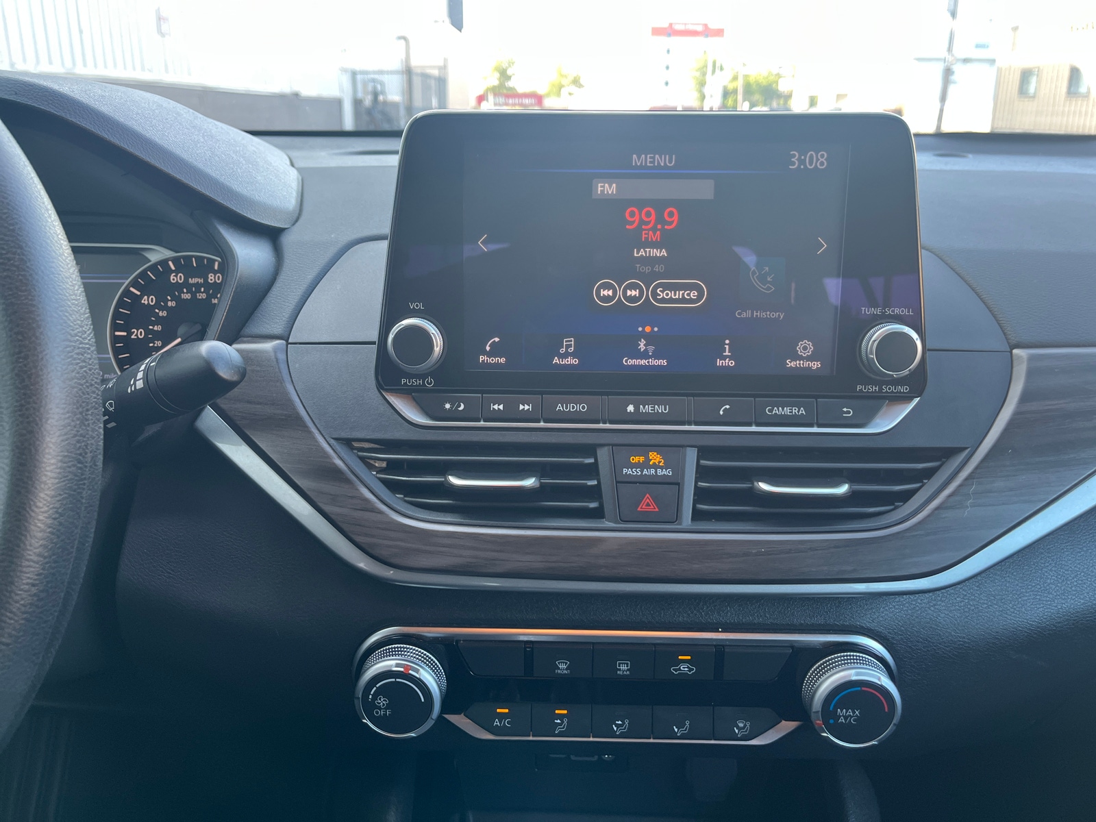 Thumbnail: 2024 Nissan Altima - 4