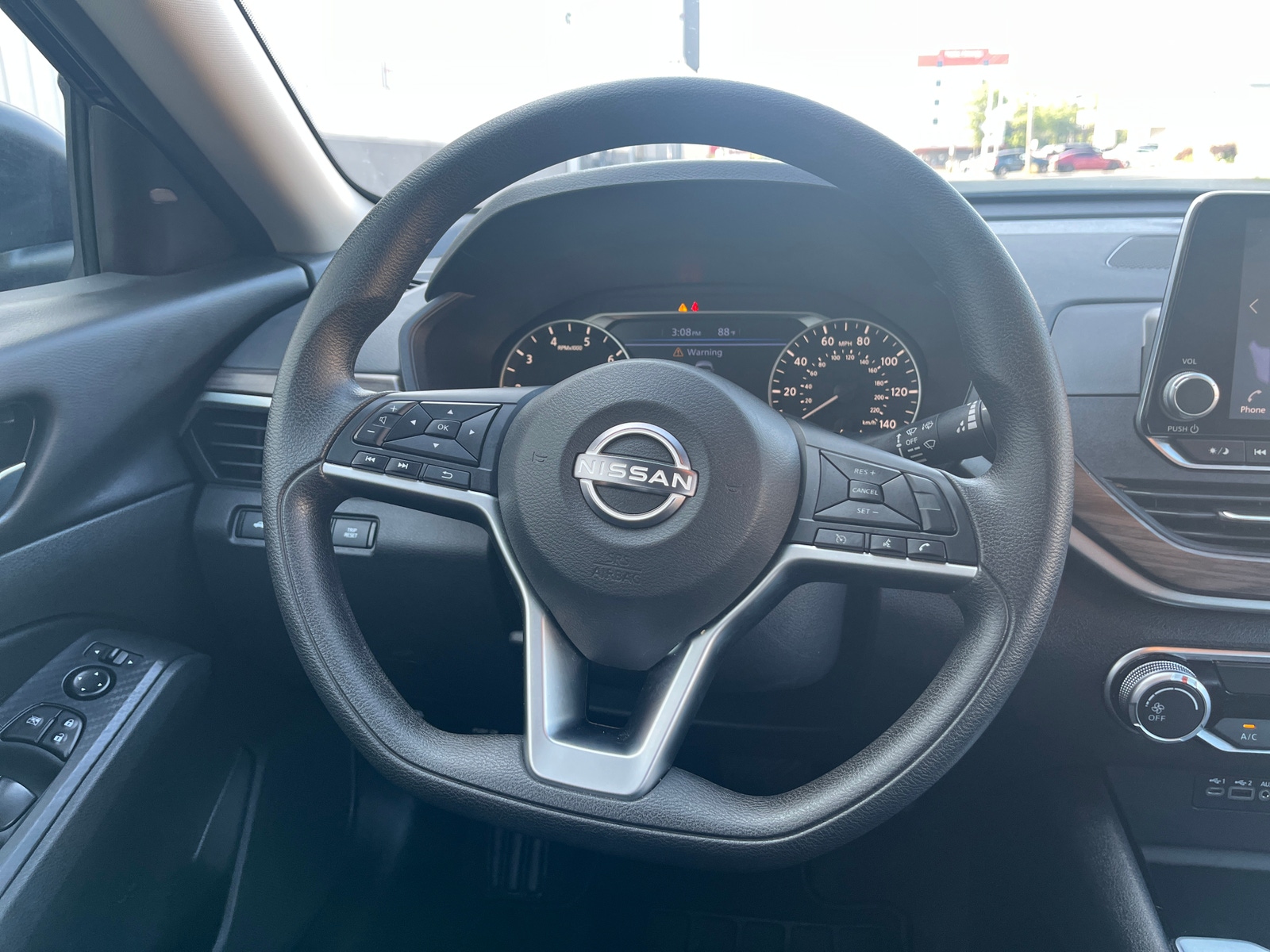 Thumbnail: 2024 Nissan Altima - 5