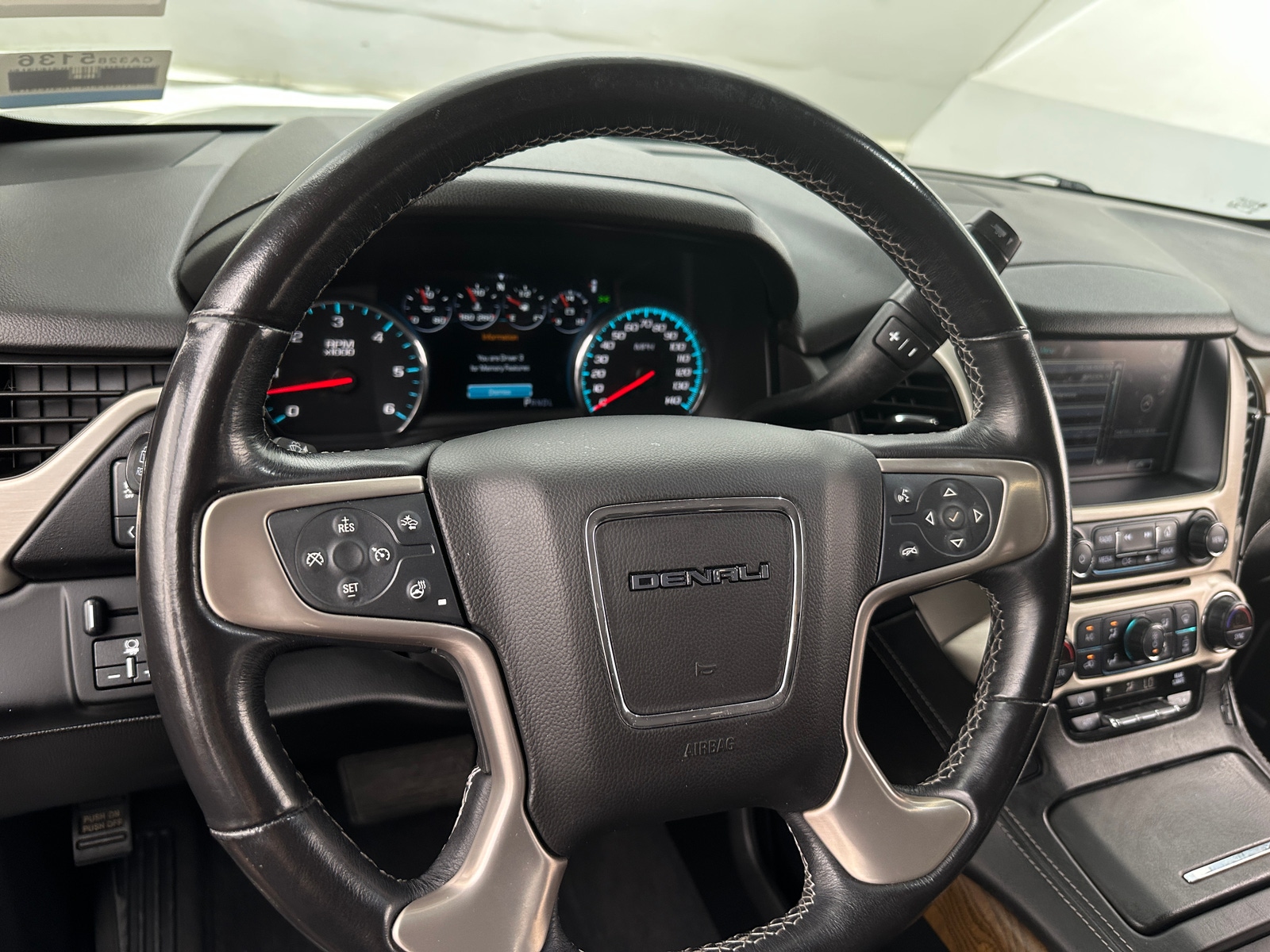Thumbnail: 2020 GMC Yukon XL - 4