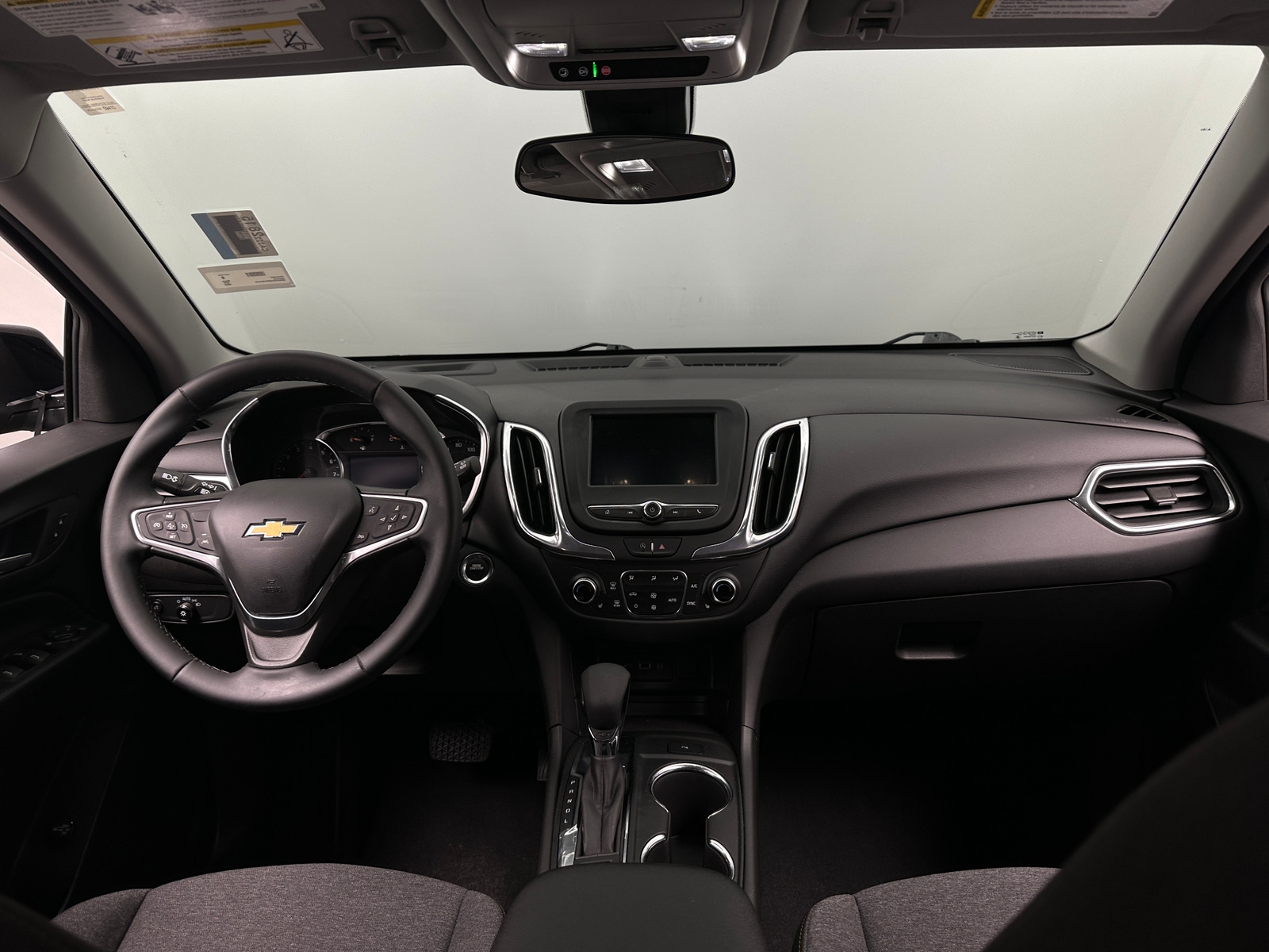 Thumbnail: 2023 Chevrolet Equinox - 3