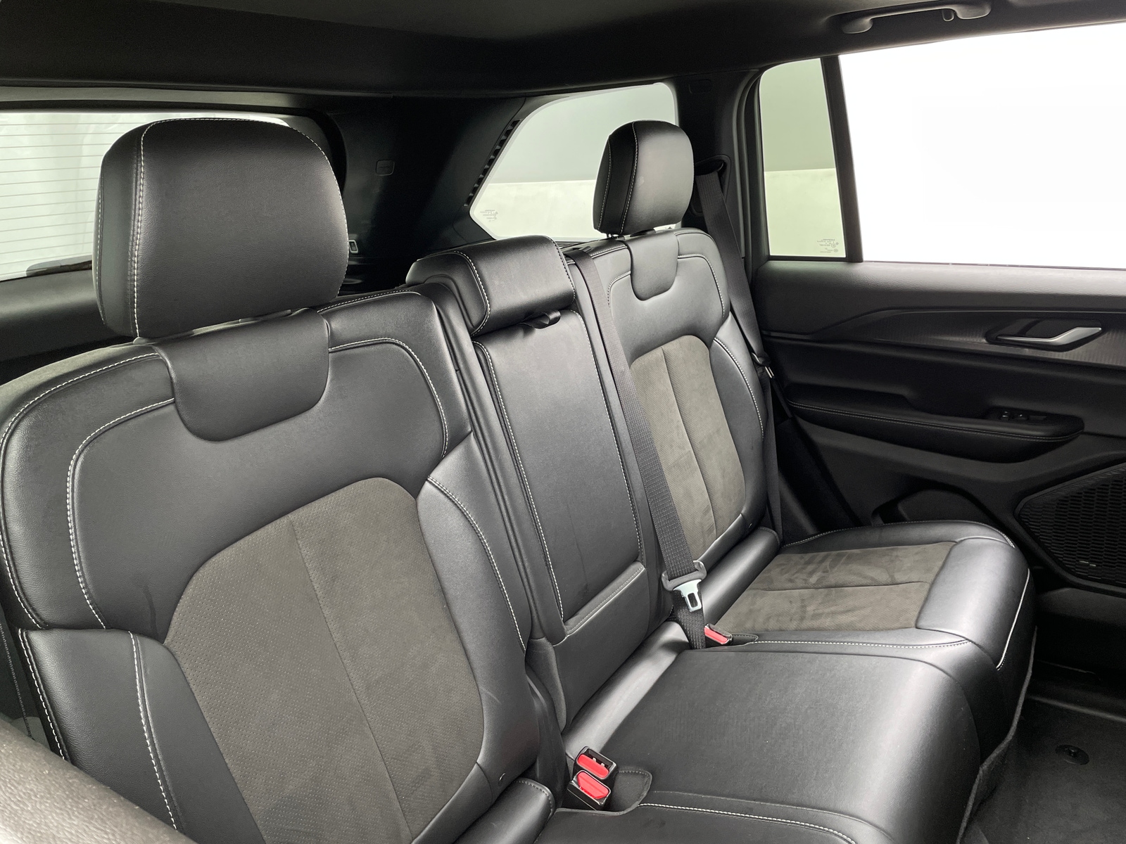Thumbnail: 2023 Jeep Grand Cherokee - 5