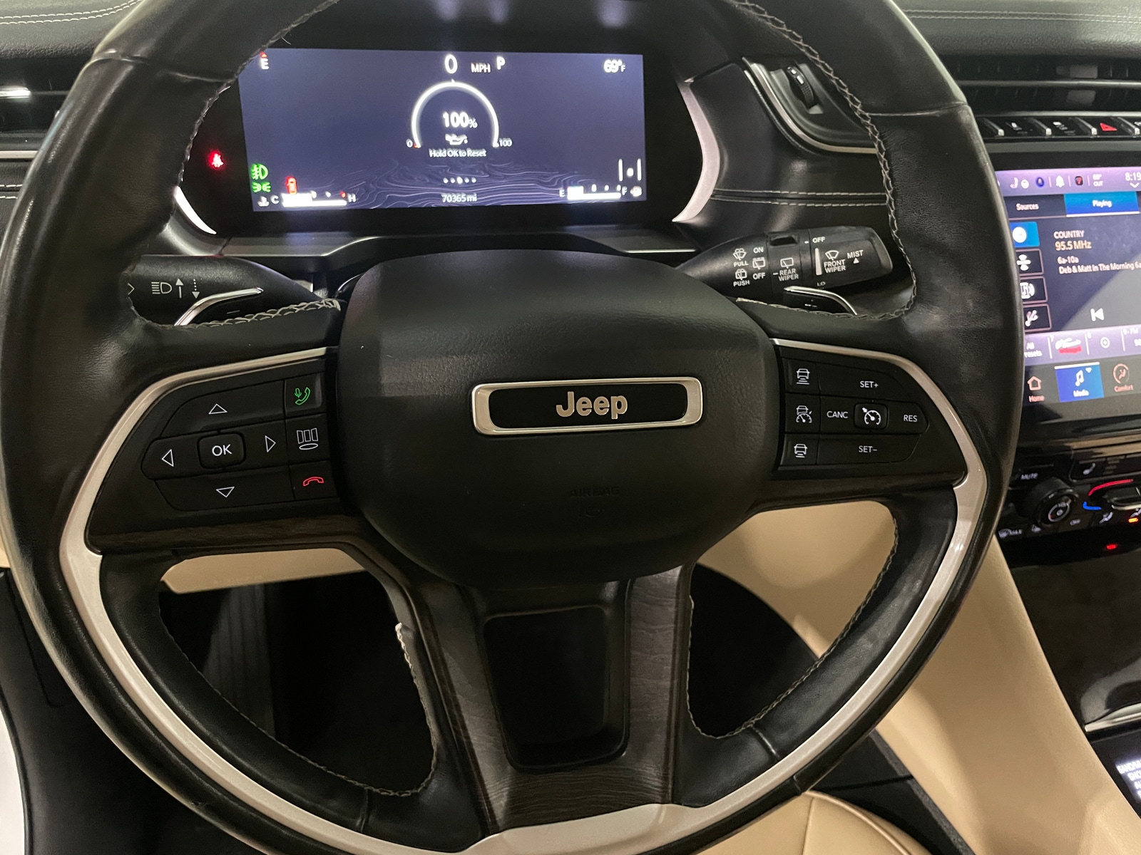 Thumbnail: 2021 Jeep Grand Cherokee L - 4