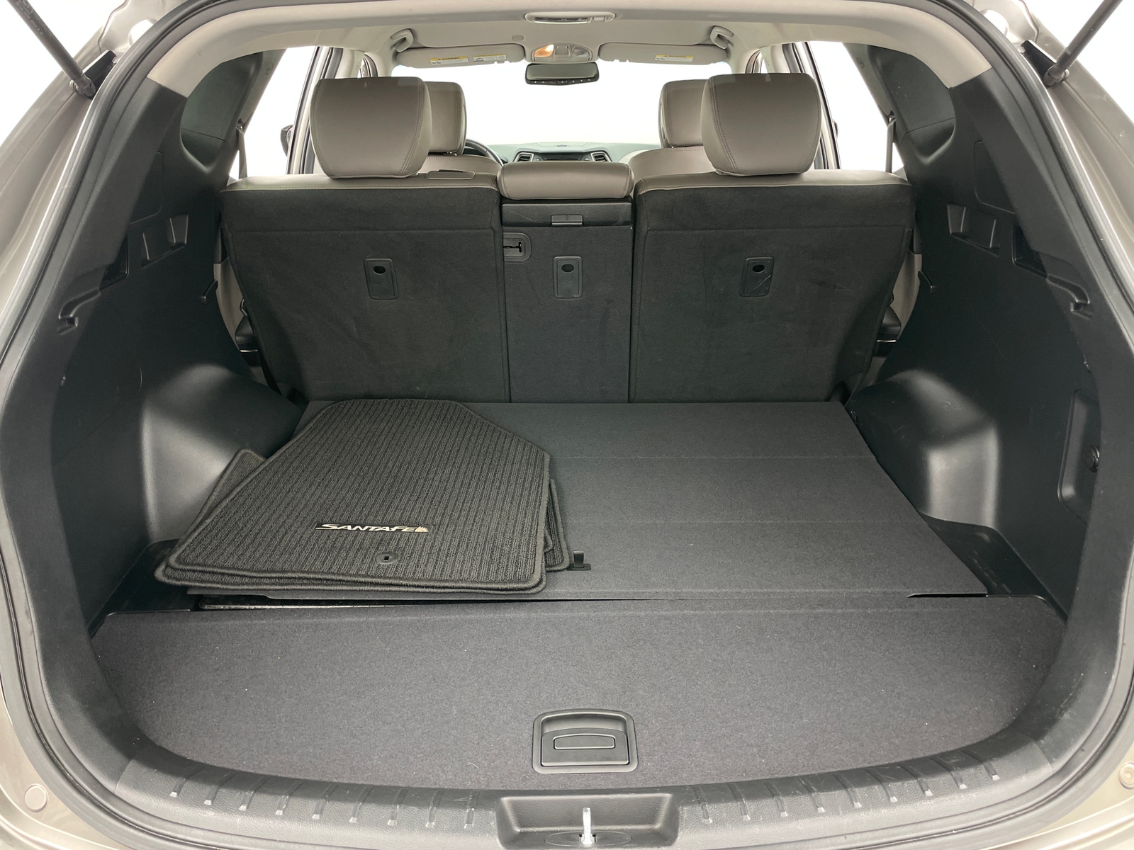 Thumbnail: 2015 Hyundai Santa Fe - 6