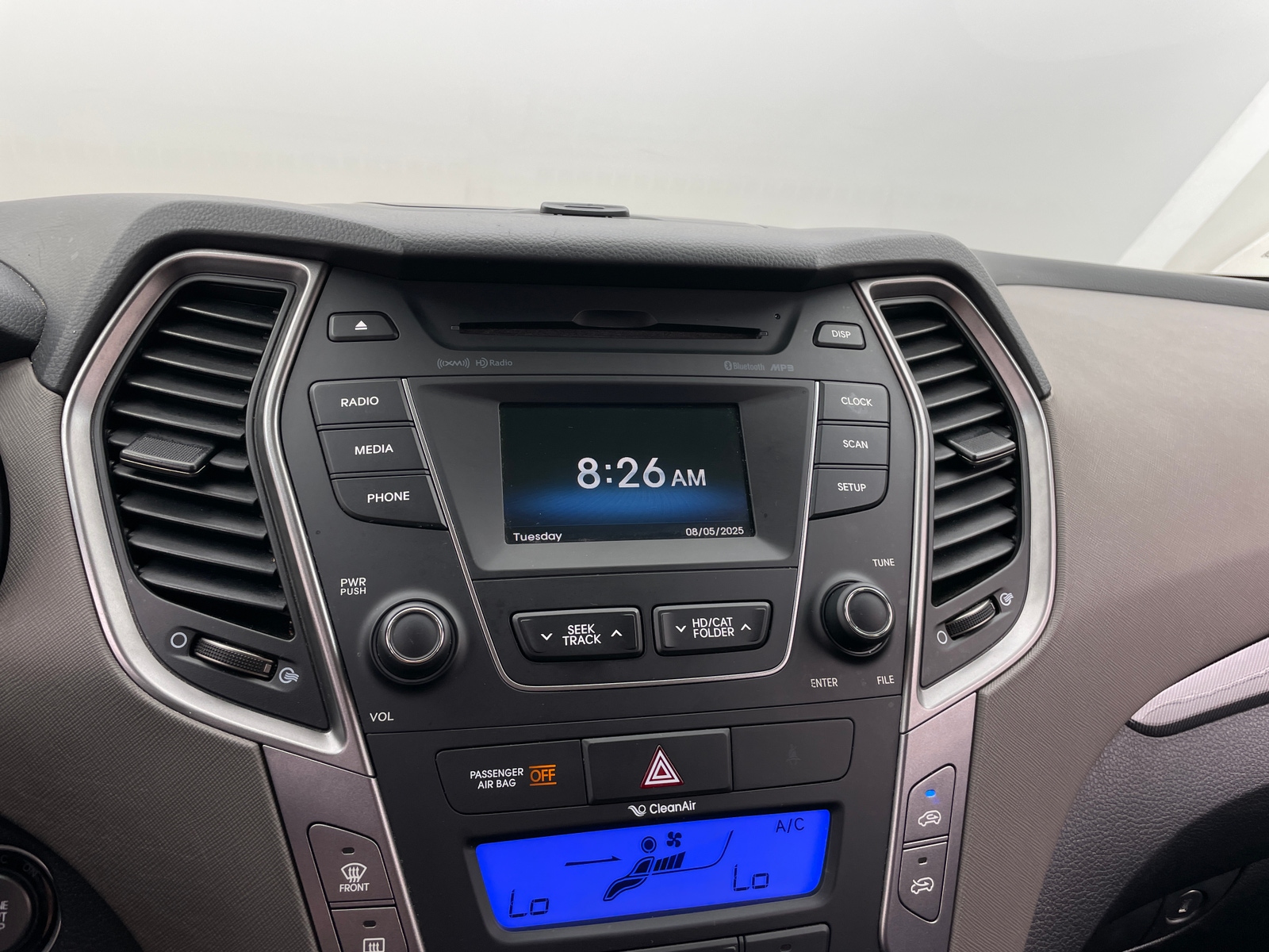 Thumbnail: 2015 Hyundai Santa Fe - 3