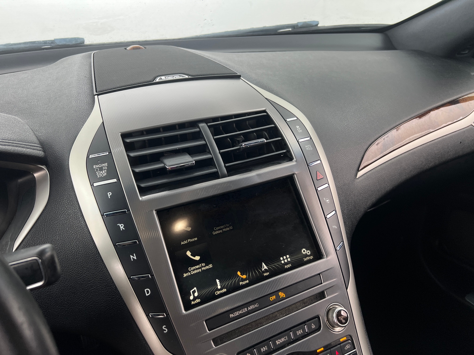 Thumbnail: 2018 Lincoln MKZ - 3