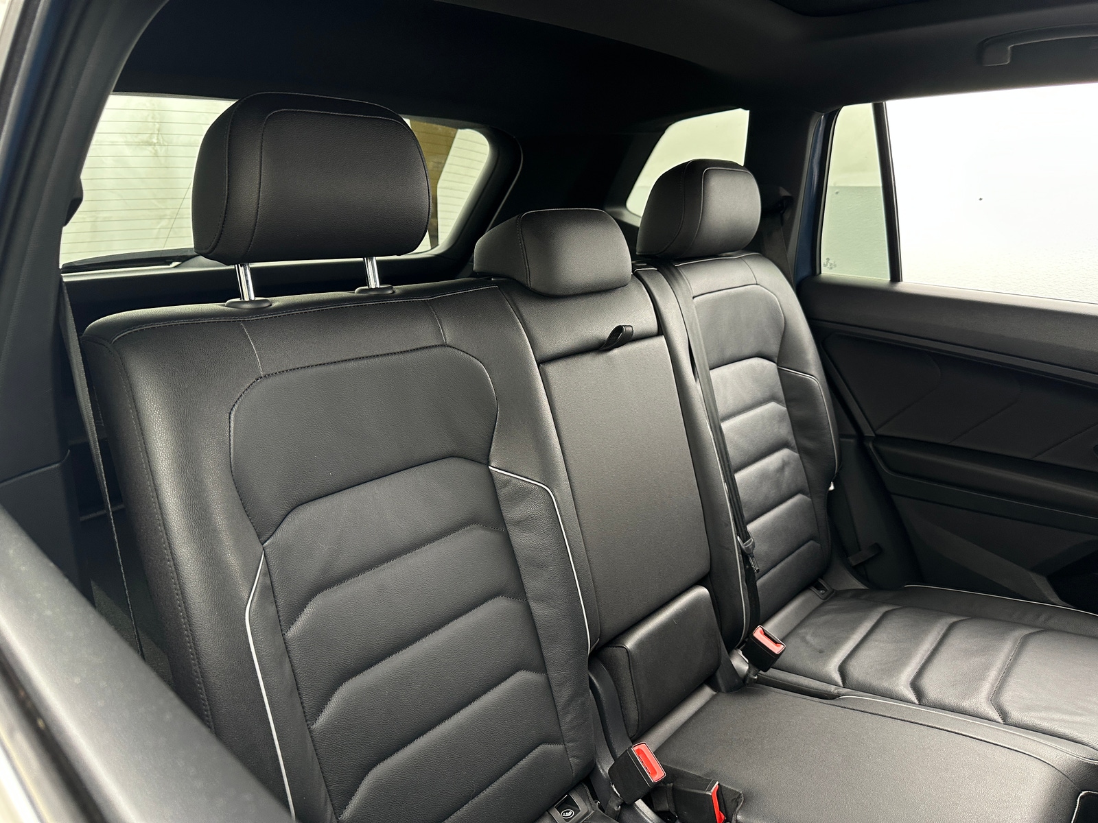 Thumbnail: 2020 Volkswagen Tiguan - 5