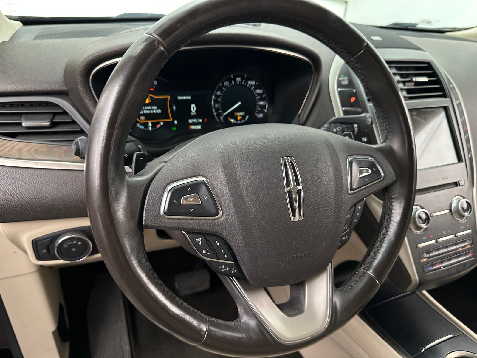 Thumbnail: 2019 Lincoln MKC - 4