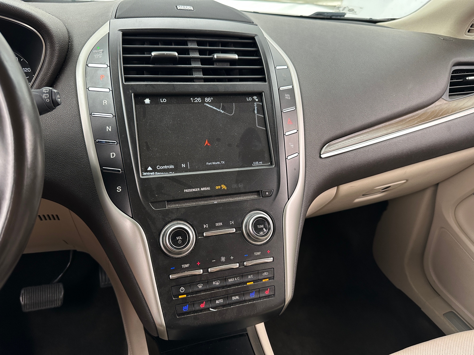 Thumbnail: 2019 Lincoln MKC - 3
