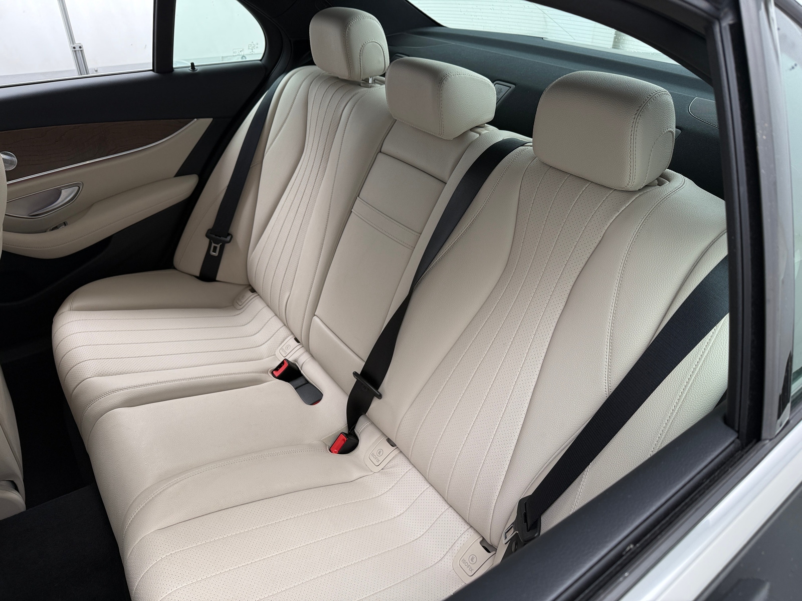 Thumbnail: 2020 Mercedes-Benz E-Class - 5