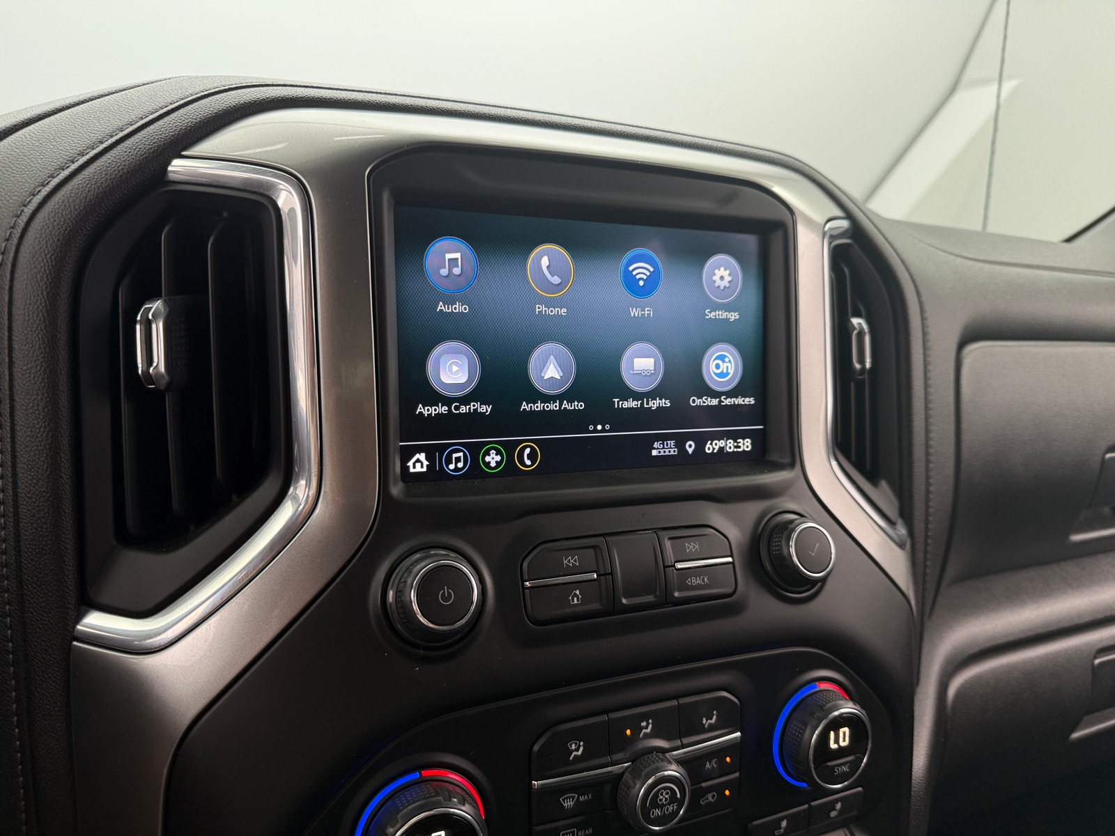 Thumbnail: 2020 Chevrolet Silverado 1500 - 4