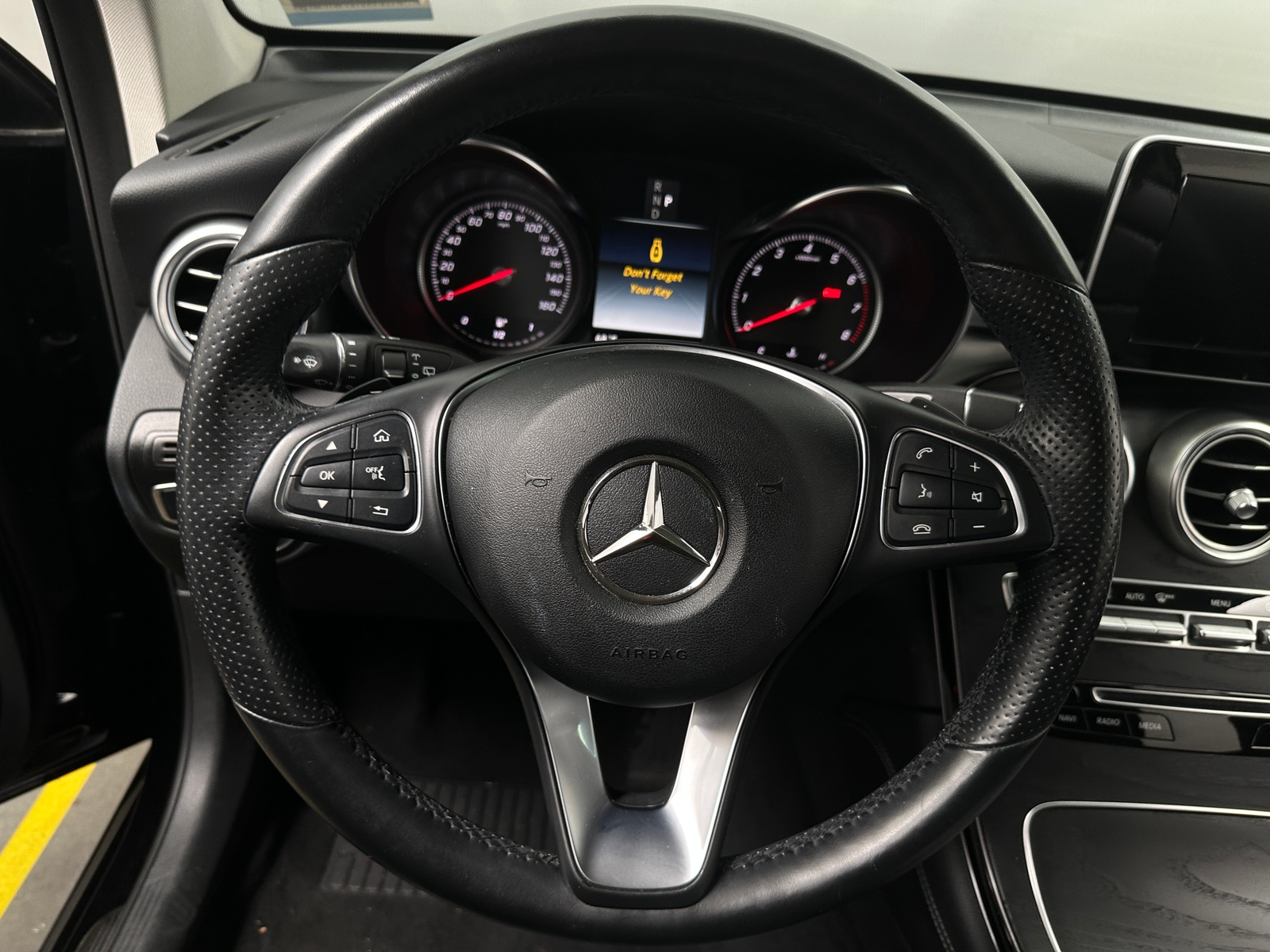 Thumbnail: 2018 Mercedes-Benz GLC - 4