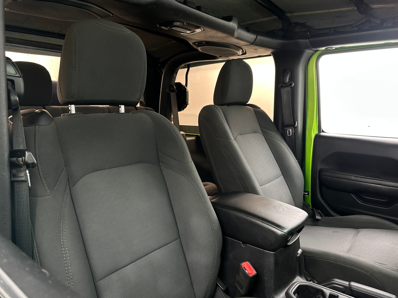 Thumbnail: 2018 Jeep Wrangler - 2