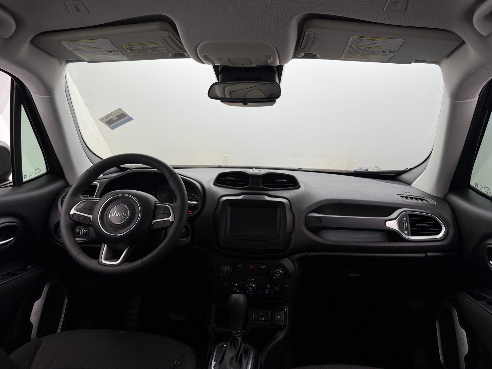 Thumbnail: 2018 Jeep Renegade - 3