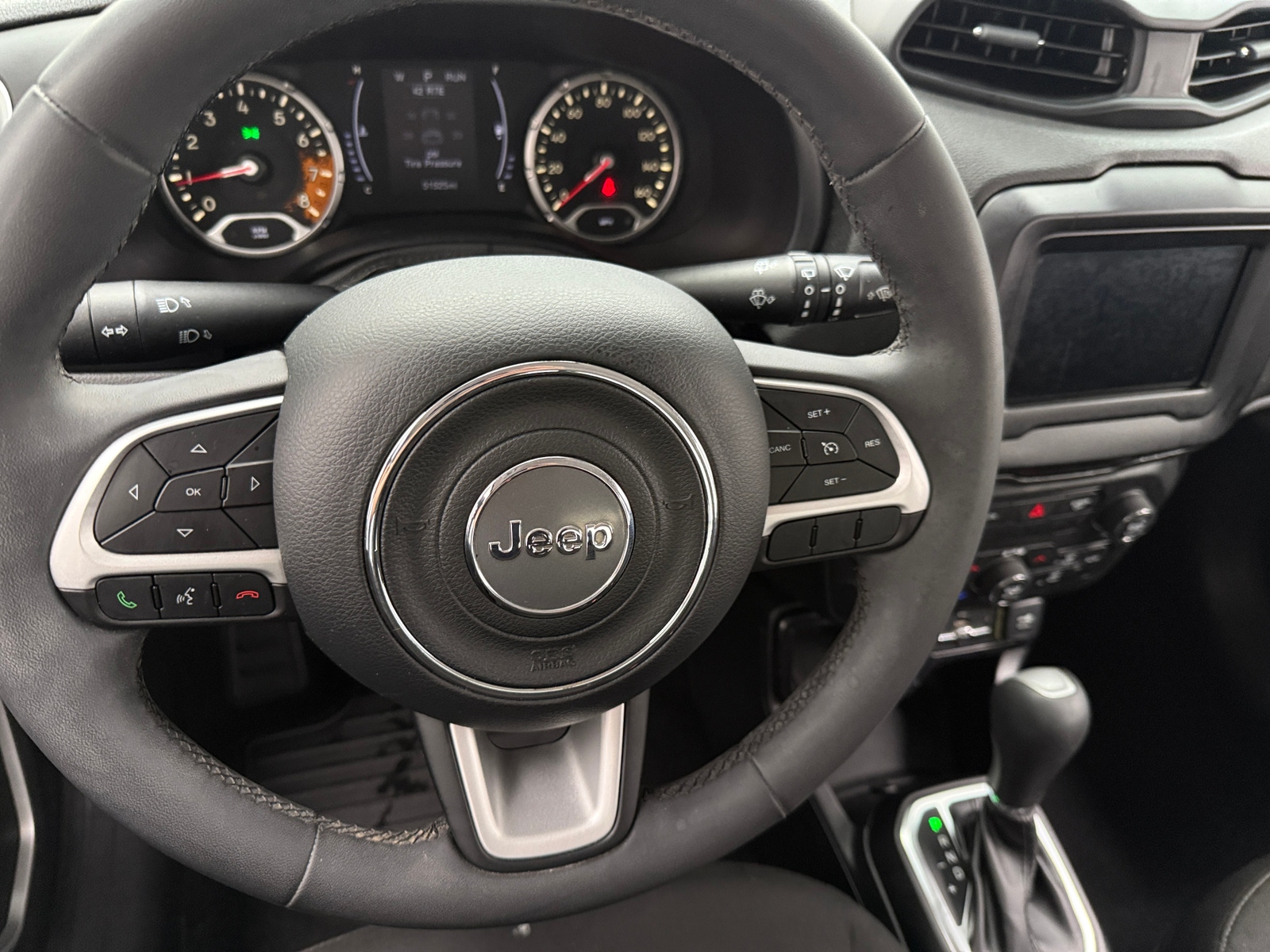 Thumbnail: 2018 Jeep Renegade - 5