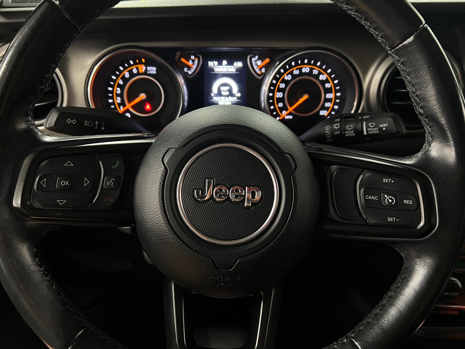 Thumbnail: 2019 Jeep Wrangler - 5