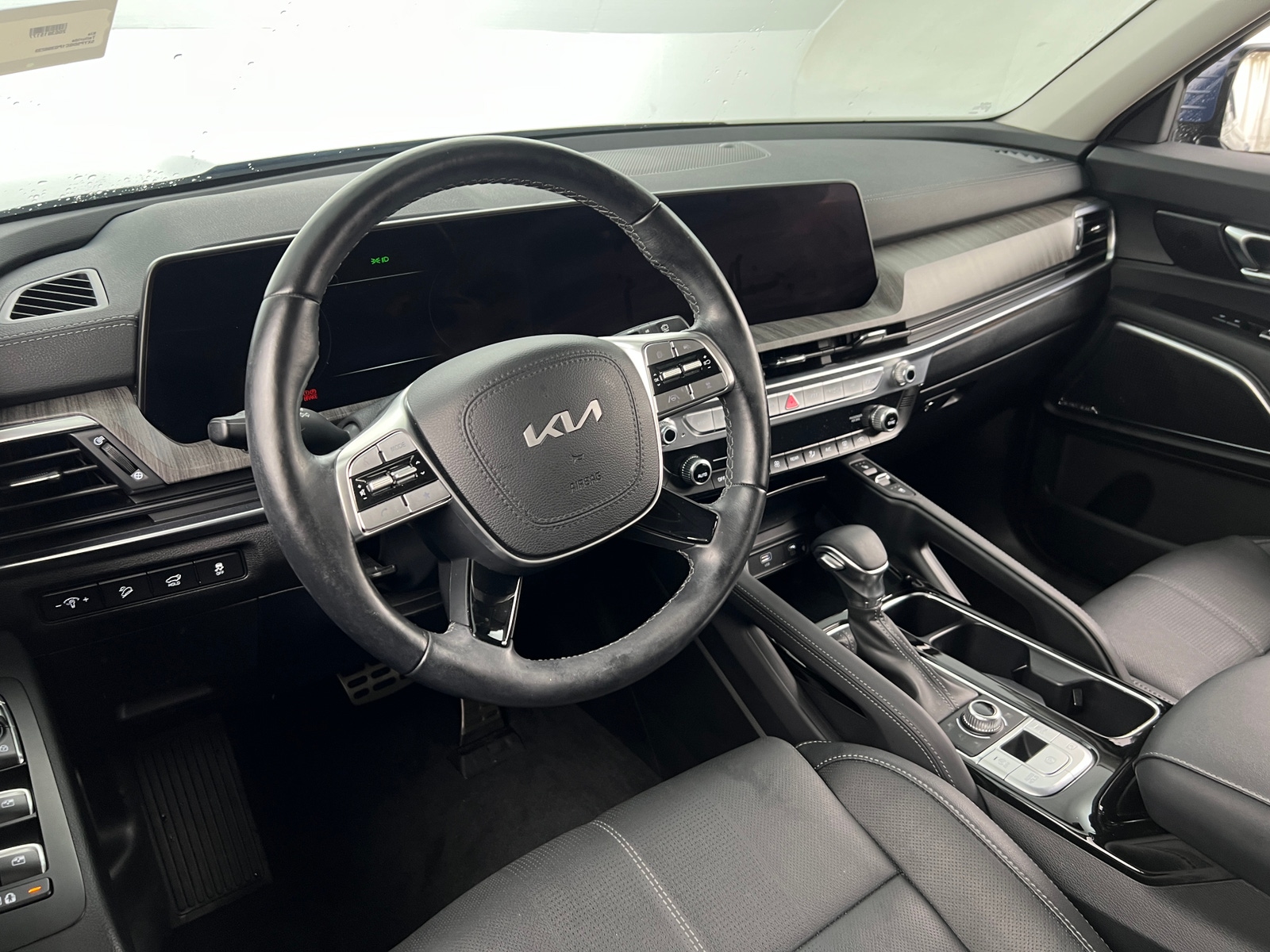 Thumbnail: 2023 Kia Telluride - 2